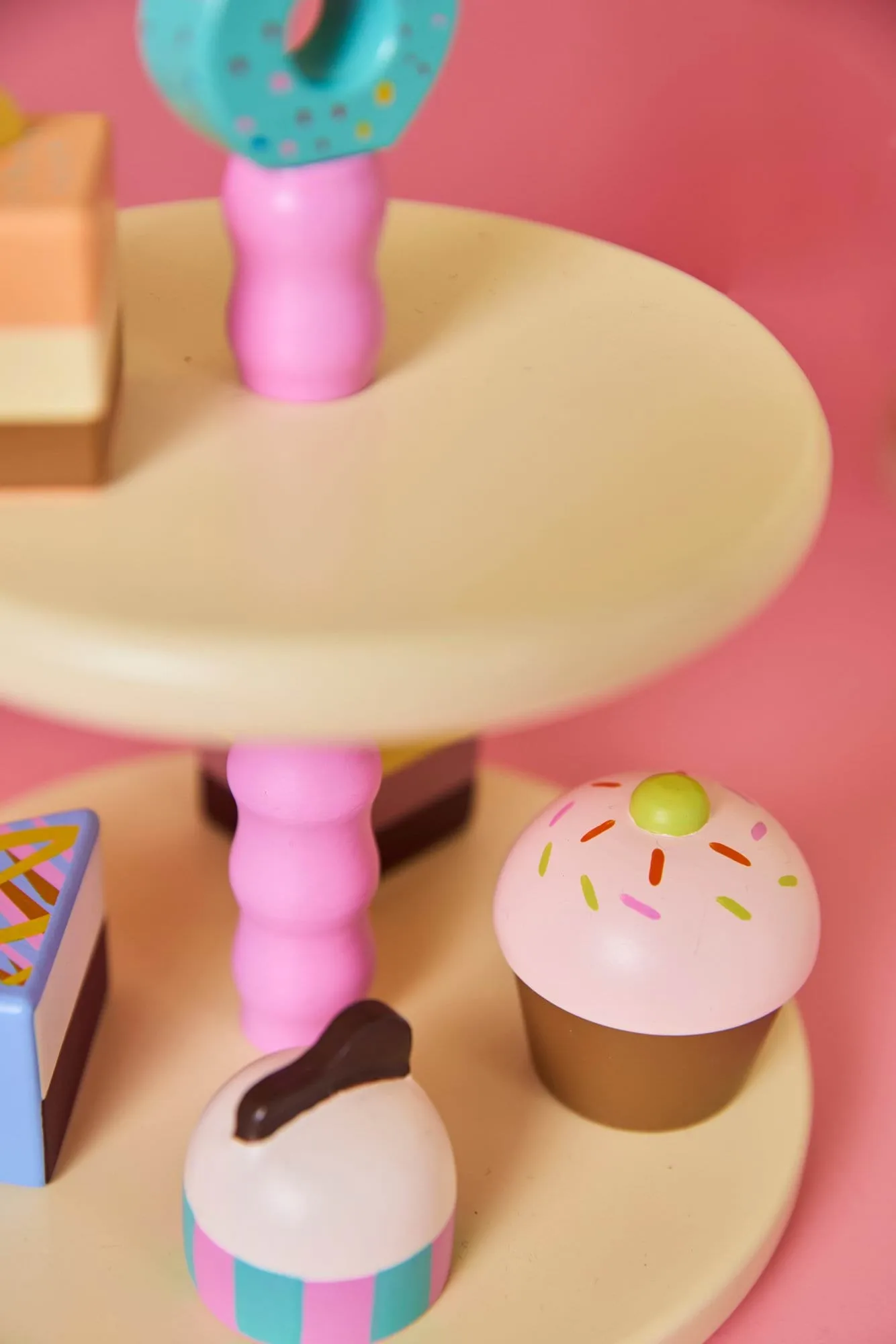 Kid's Concept kakefat med kaker, 9 deler Kid's Concept