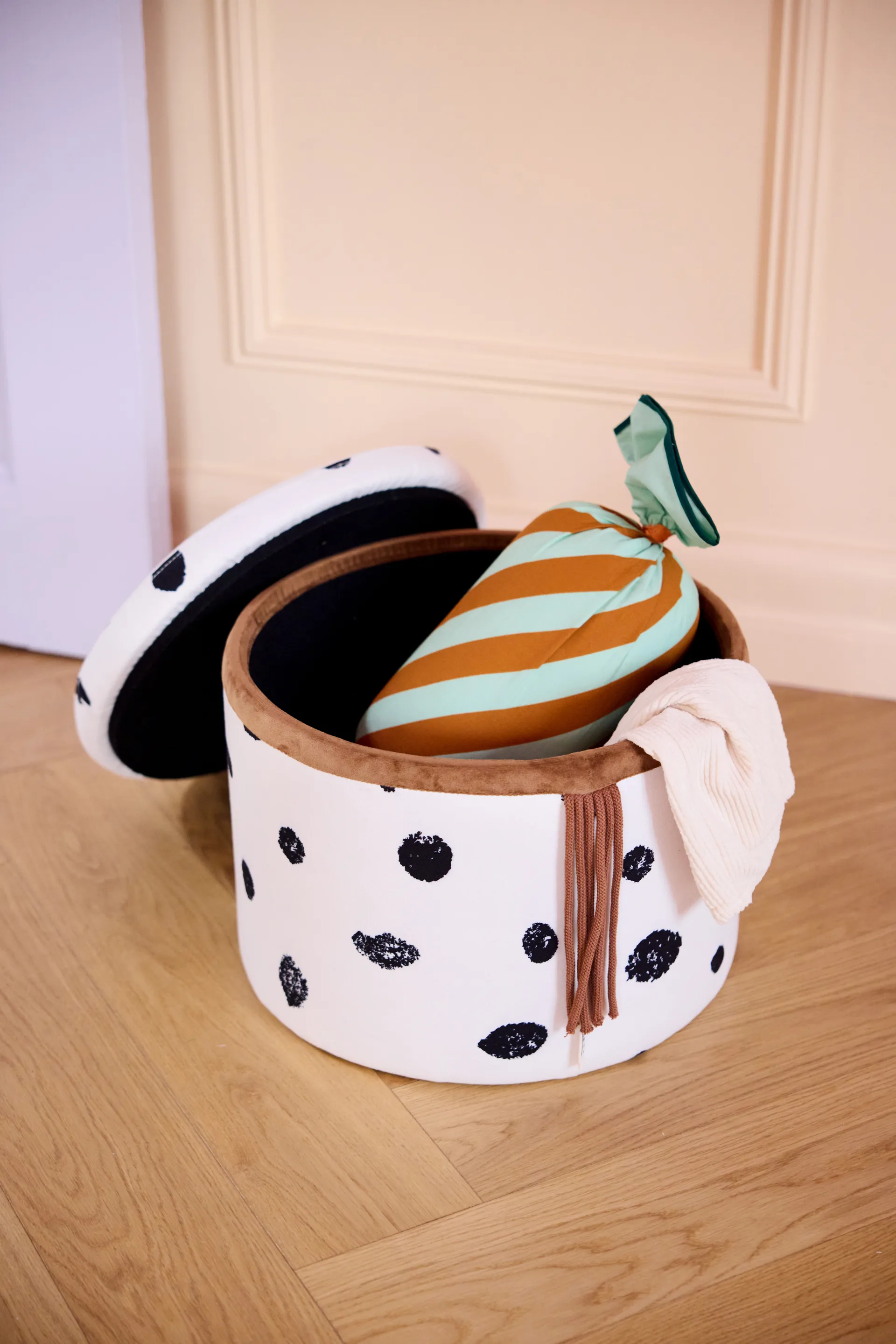 Pippi puff med oppbevaring Ø40x30,5 cm, Multi Kid's Concept