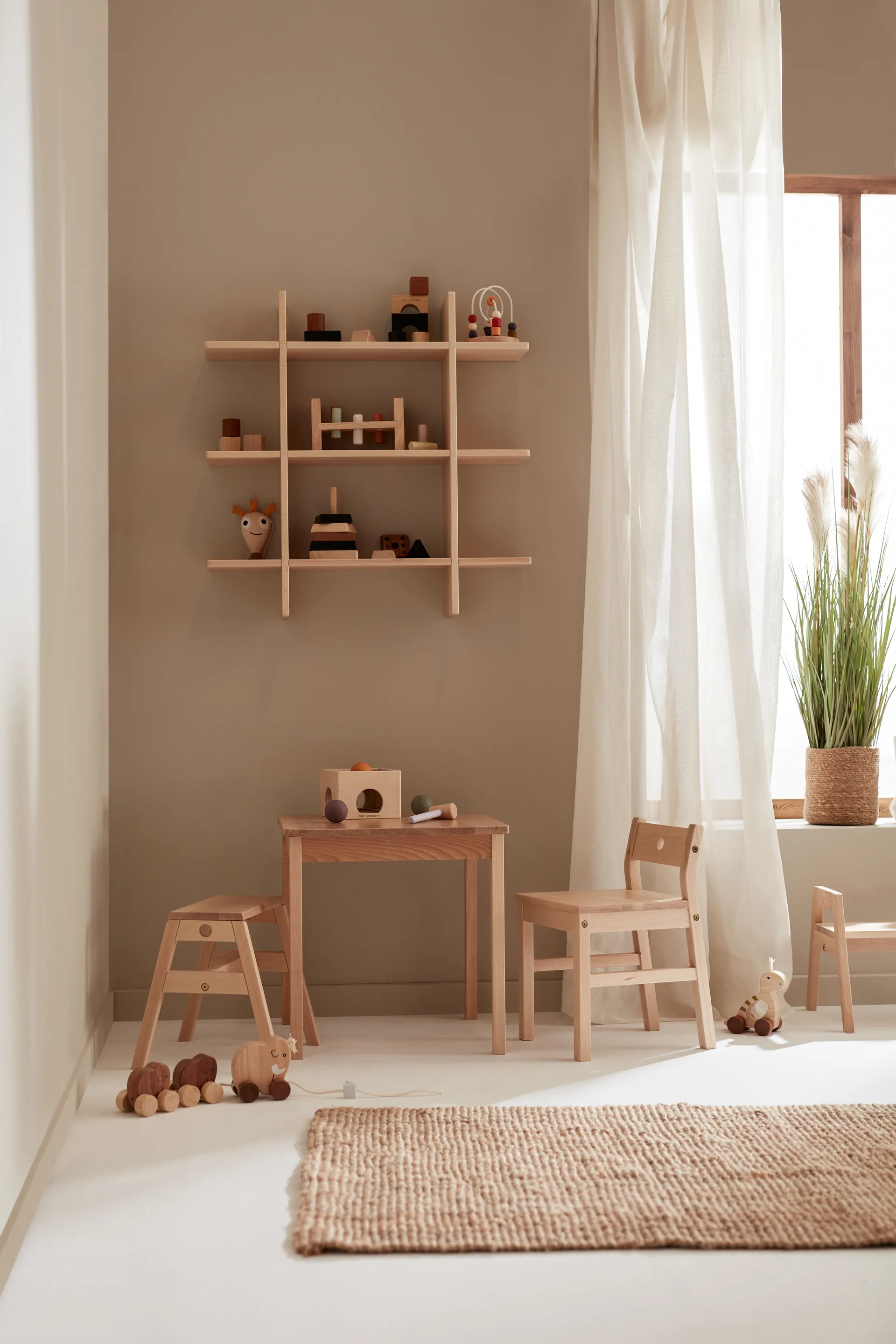 Saga bord, Bøk Kid's Concept