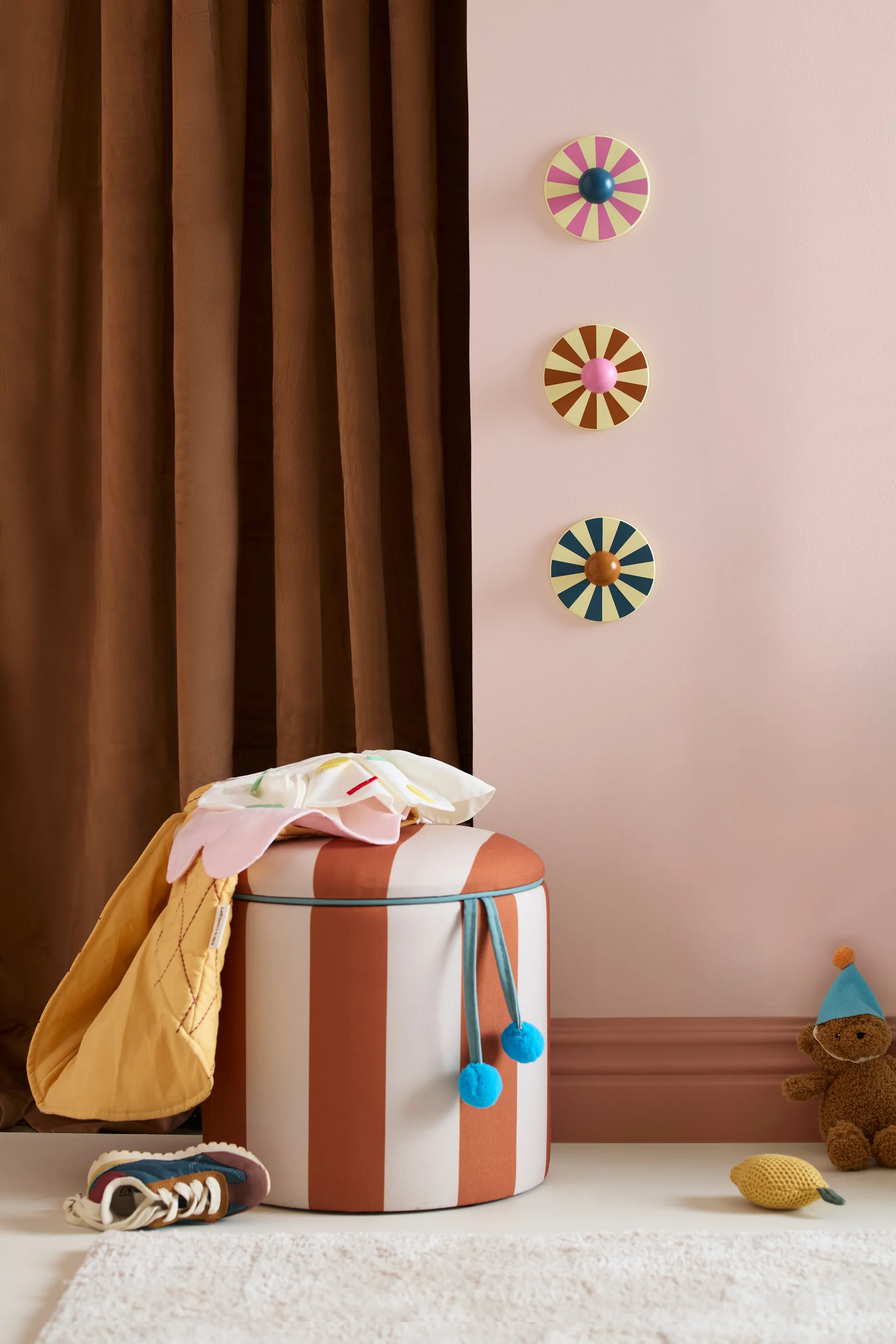 Sittepuff sylinder med oppbevaring, Brun, Ø40x30,5 cm Kid's Concept