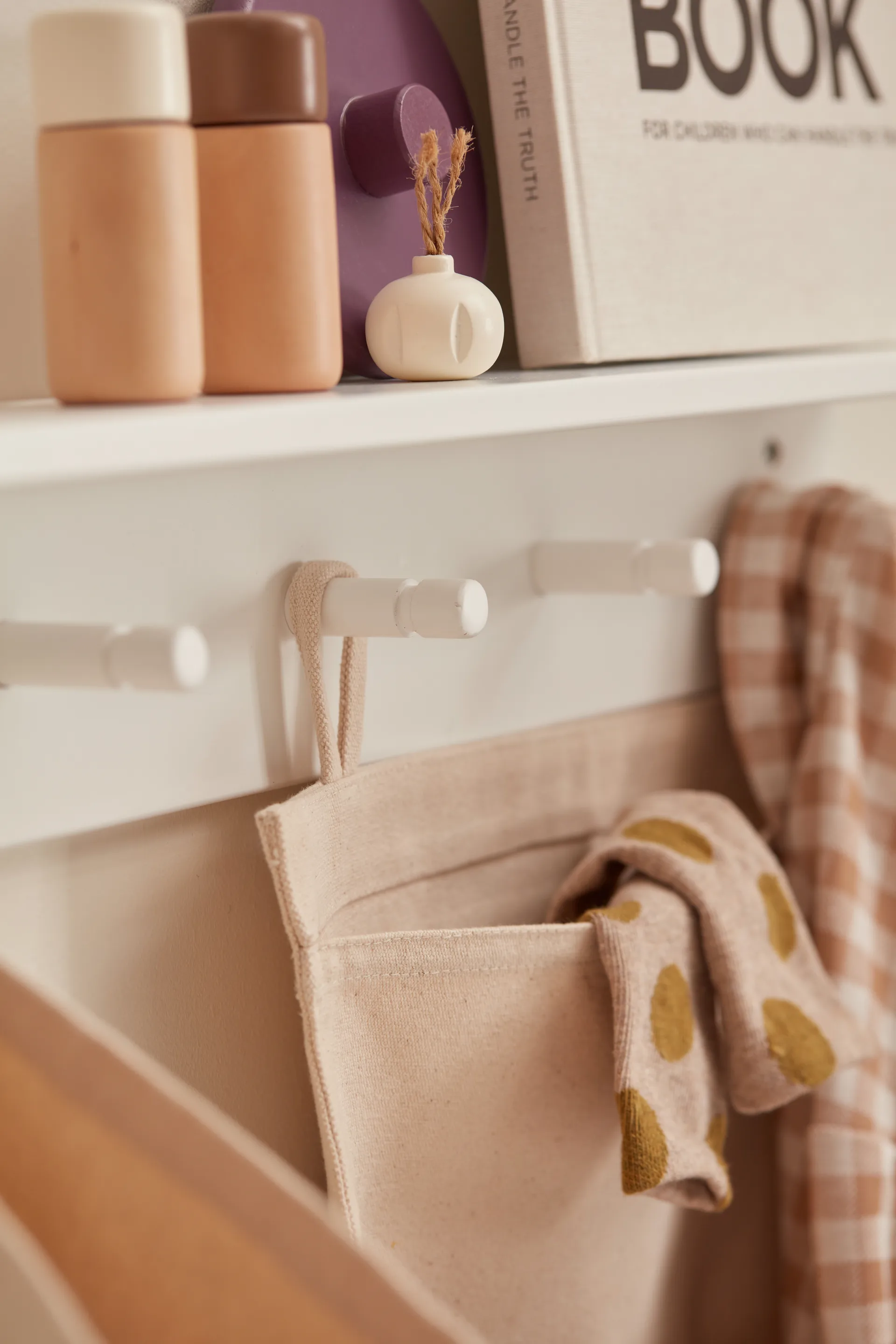 Star hylle med kroker, Hvit Kid's Concept