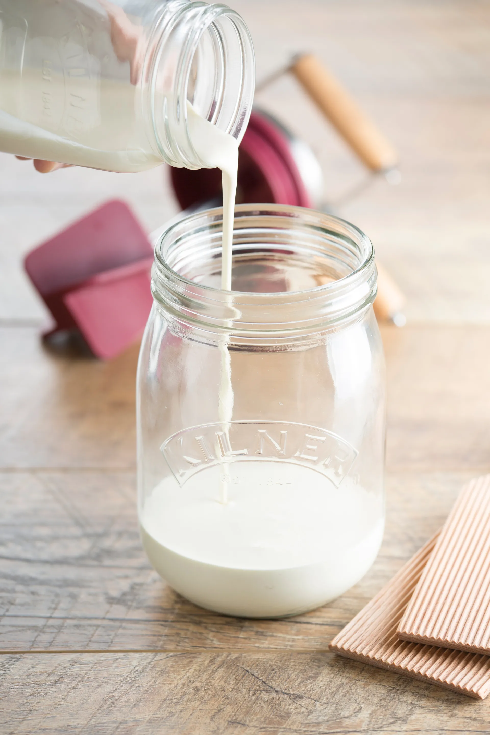Kilner smørkjerne, Klar-rød, 1 L Kilner