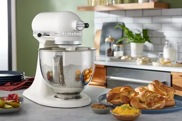 Artisan 5KSM175 kjøkkenmaskin med ekstra tilbehør 4,8 L - Porcelain white - KitchenAid