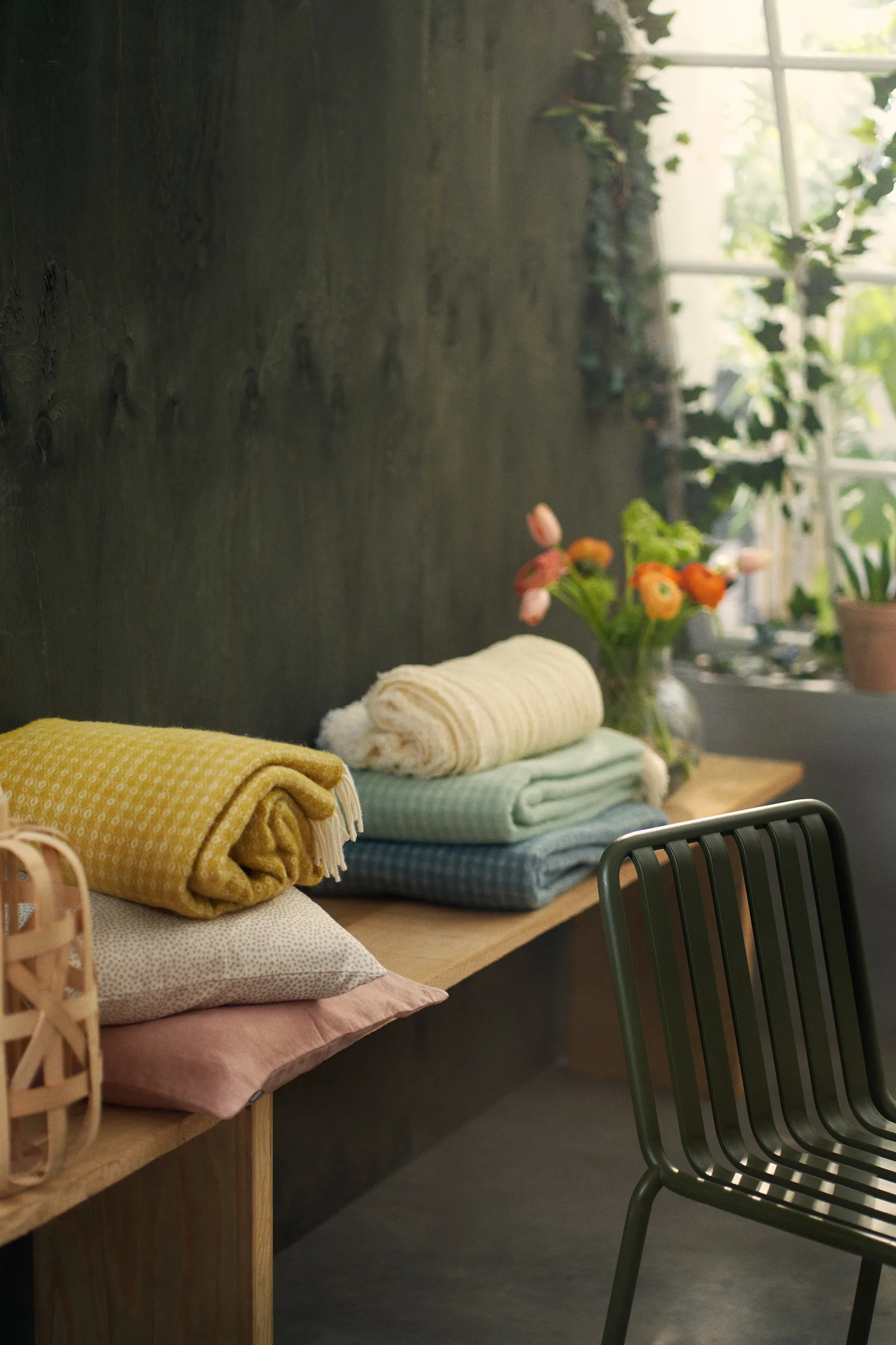 Loop Ullpledd 130 x 200 cm, Mustard (gul) Klippan Yllefabrik