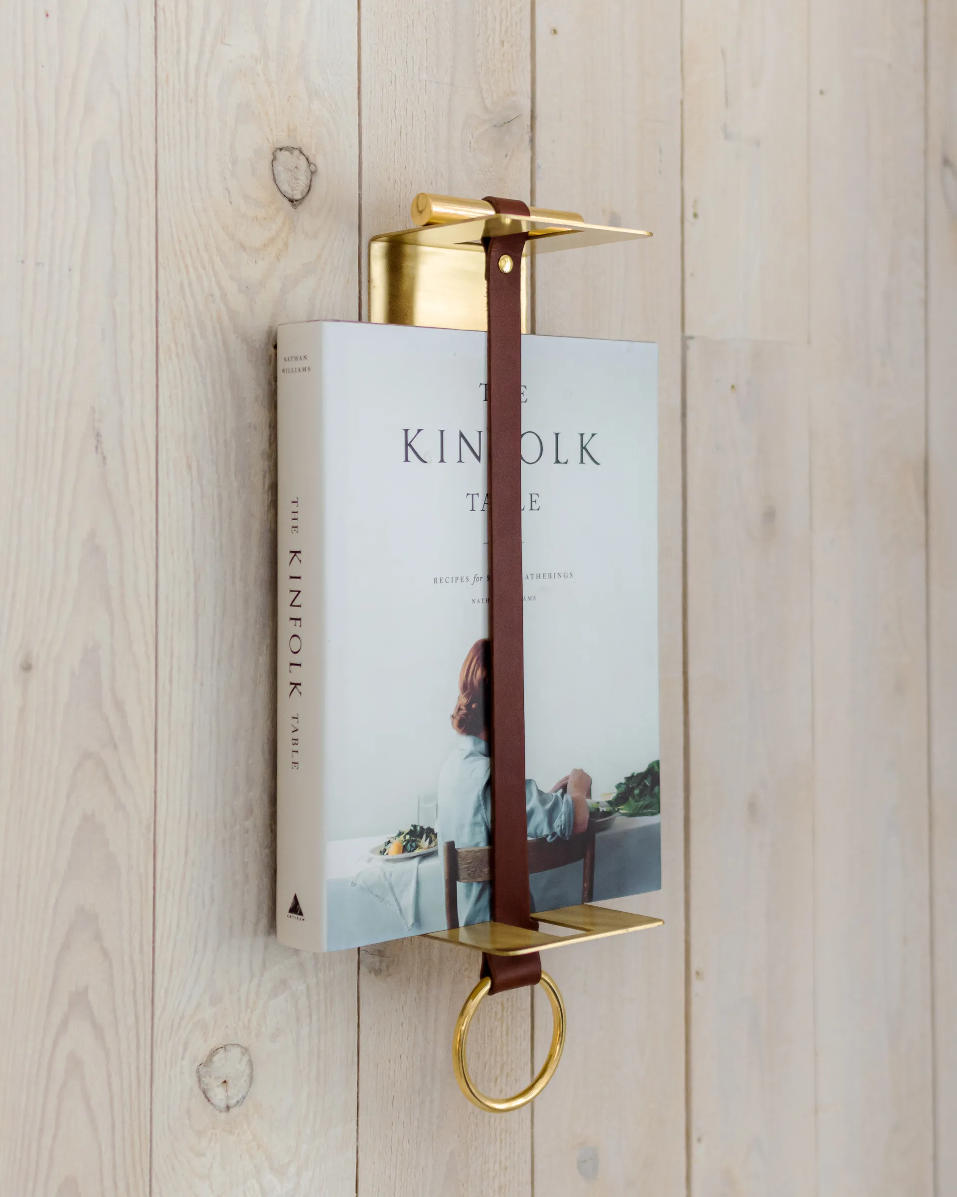 Strapp vegghylle 10x33 cm, Brass KLONG