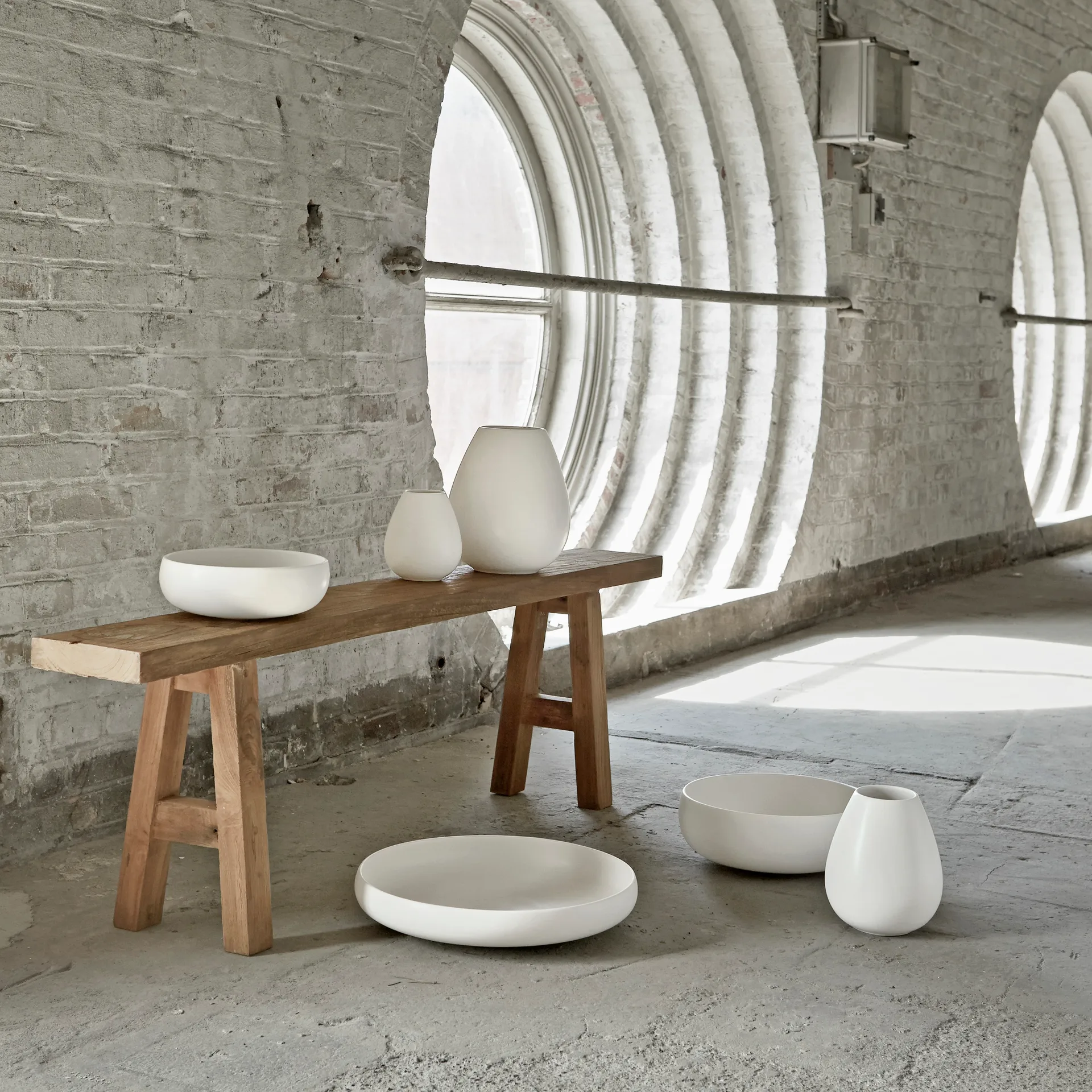 Earth fat 38 cm, Kalk-hvit Knabstrup Keramik