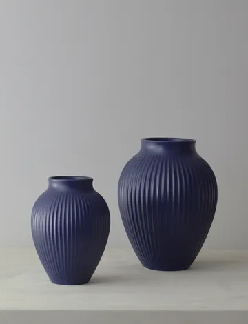 Knabstrup riflet vase 20 cm - Dark blue - Knabstrup Keramik