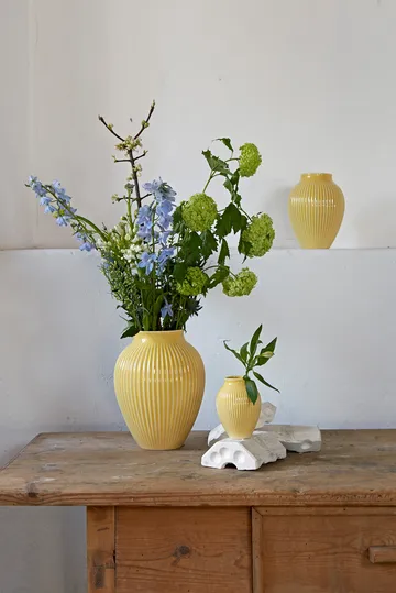 Knabstrup riflet vase 20 cm - Gul - Knabstrup Keramik