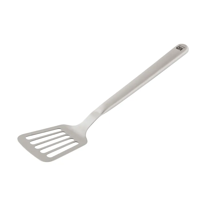 Kockums stekespade - Rustfritt stål, perforert, 35 cm - Kockums Jernverk