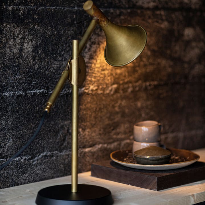 Megafon bordlampe, ubehandlet messing, sort fot Konsthantverk