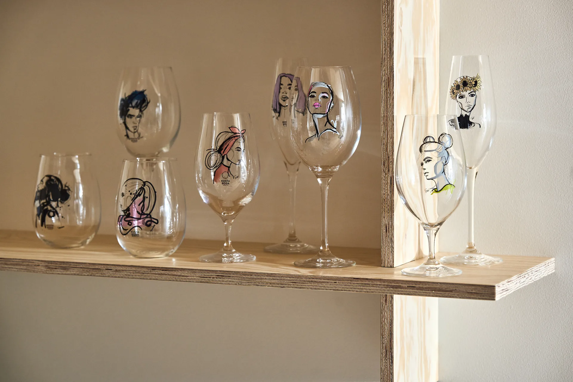 All about you vinglass 52 cl 2-stk., Miss him (blå) Kosta Boda