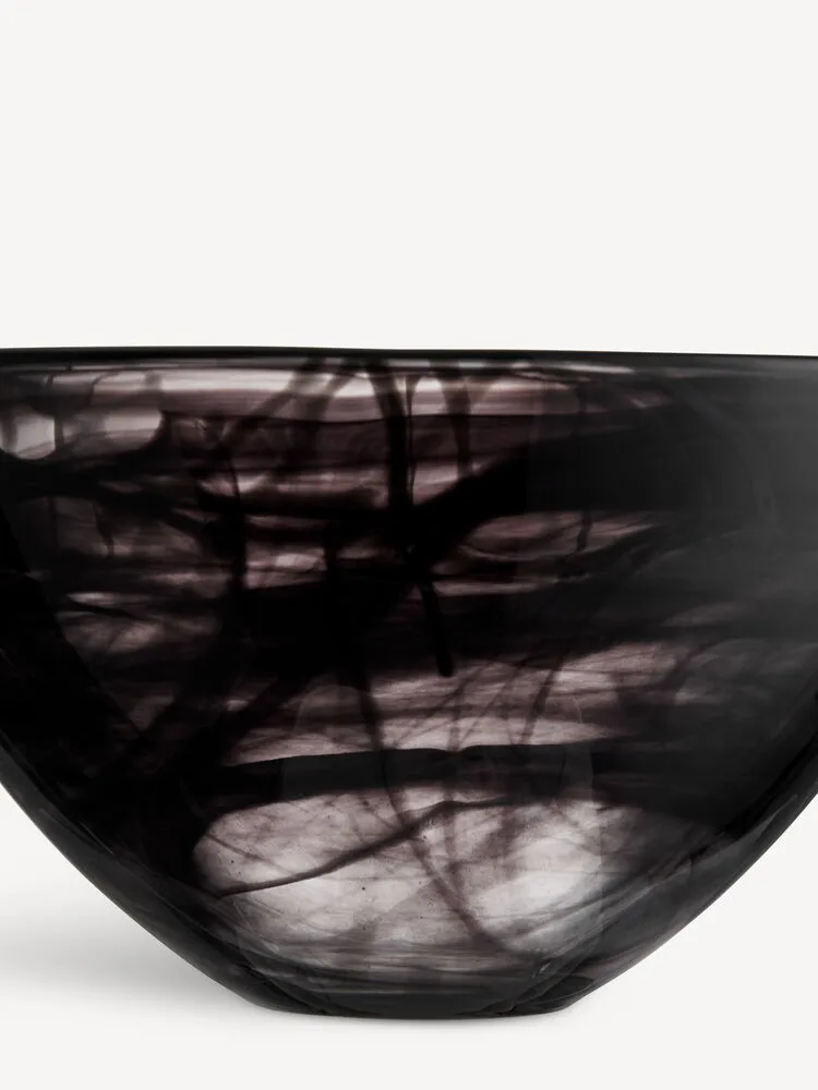 Contrast skål 230 mm, Svart-svart Kosta Boda