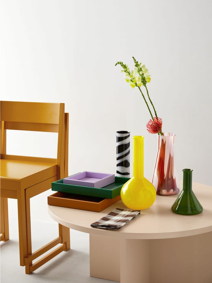 Lab erlenmeyer vase 30,5 cm, Rød-hvit-rosa Kosta Boda
