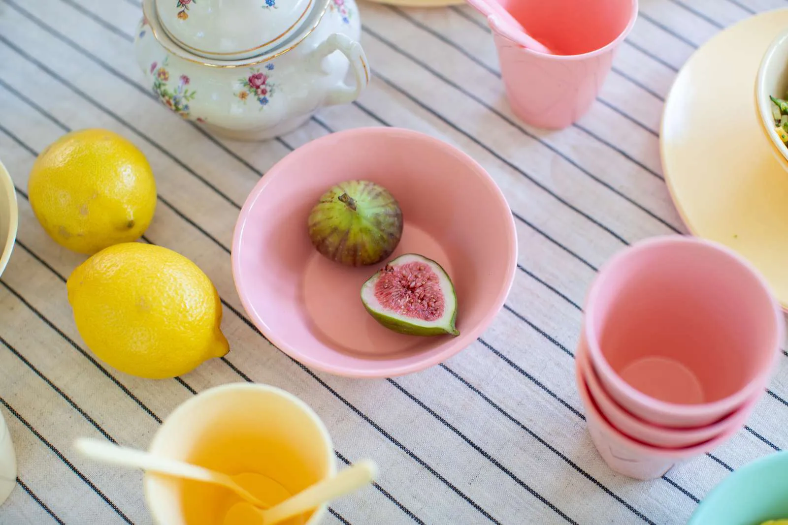 Nora Macarons servisesett 16 deler, Multi Koziol