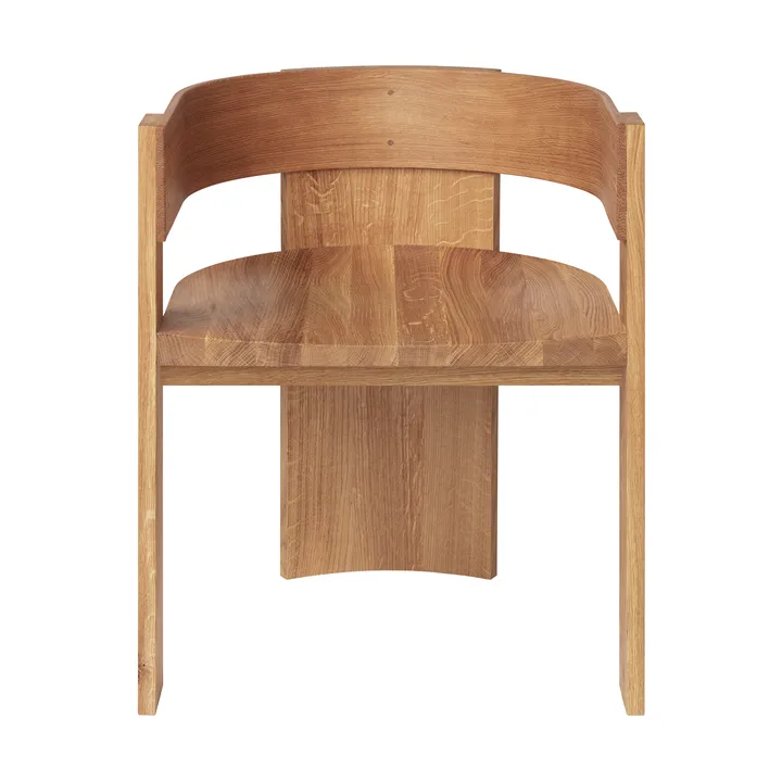 Collector stol - Varm lakkert eik-valnøtt - Kristina Dam Studio