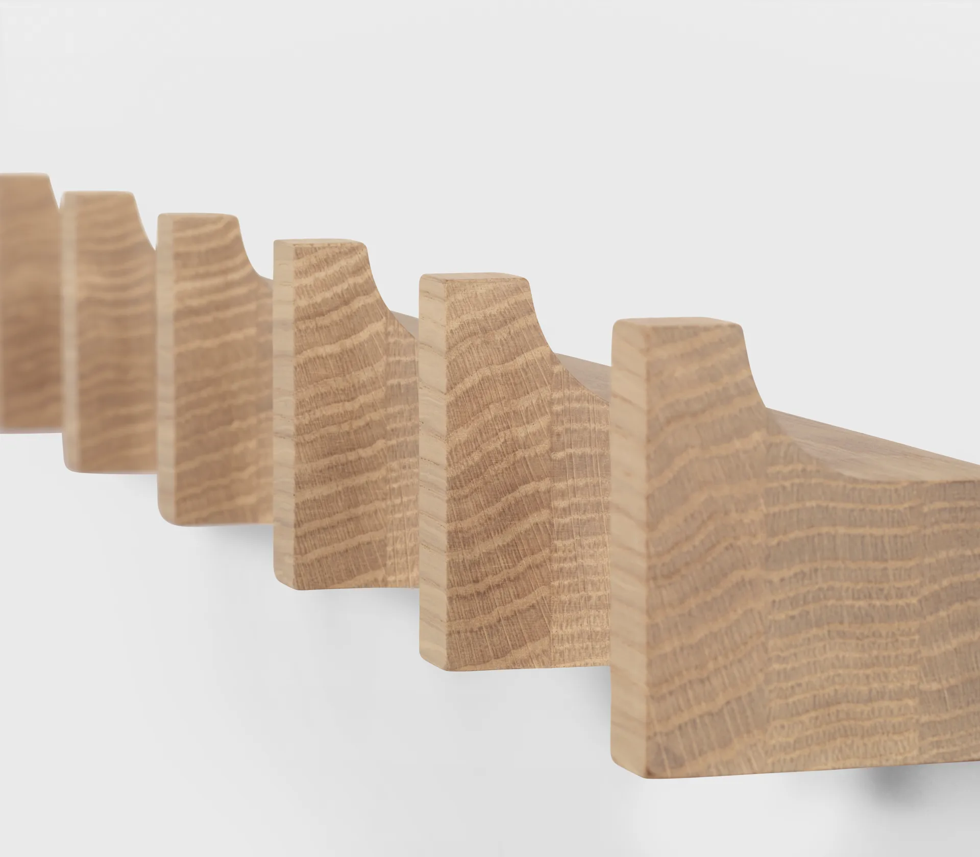 Column knaggrekke 49 cm, Lysoljet eik Kristina Dam Studio