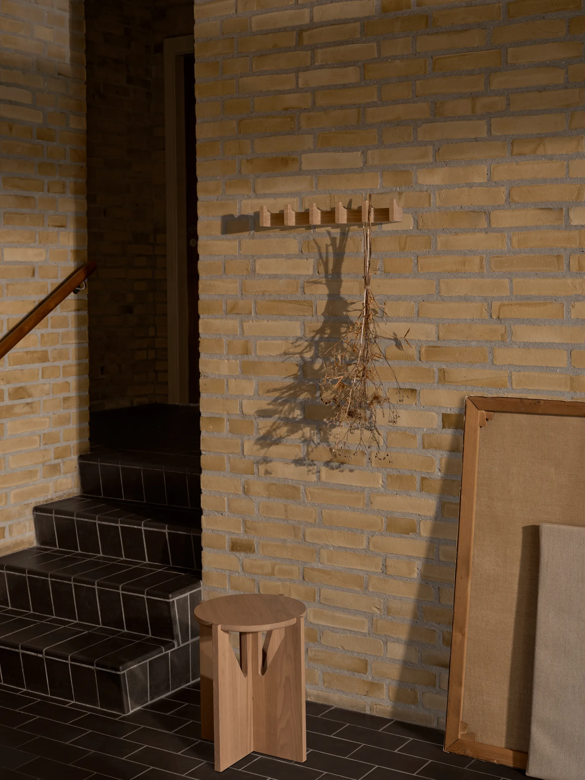 Column knaggrekke 49 cm, Lysoljet eik Kristina Dam Studio