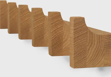 Column knaggrekke 49 cm - Varm oljet eik - Kristina Dam Studio