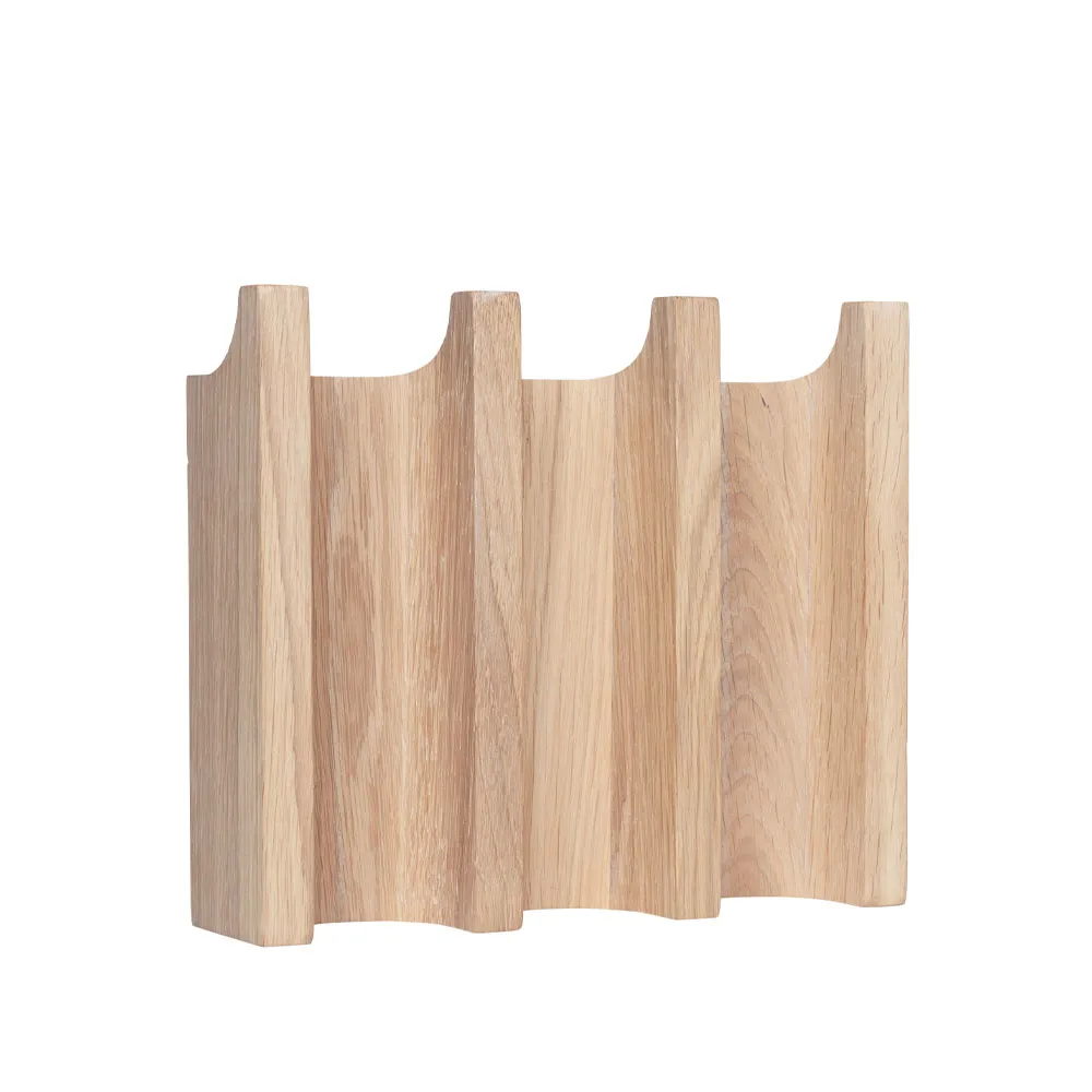 Kristina Dam Studio Column knaggrekke Oak oiled