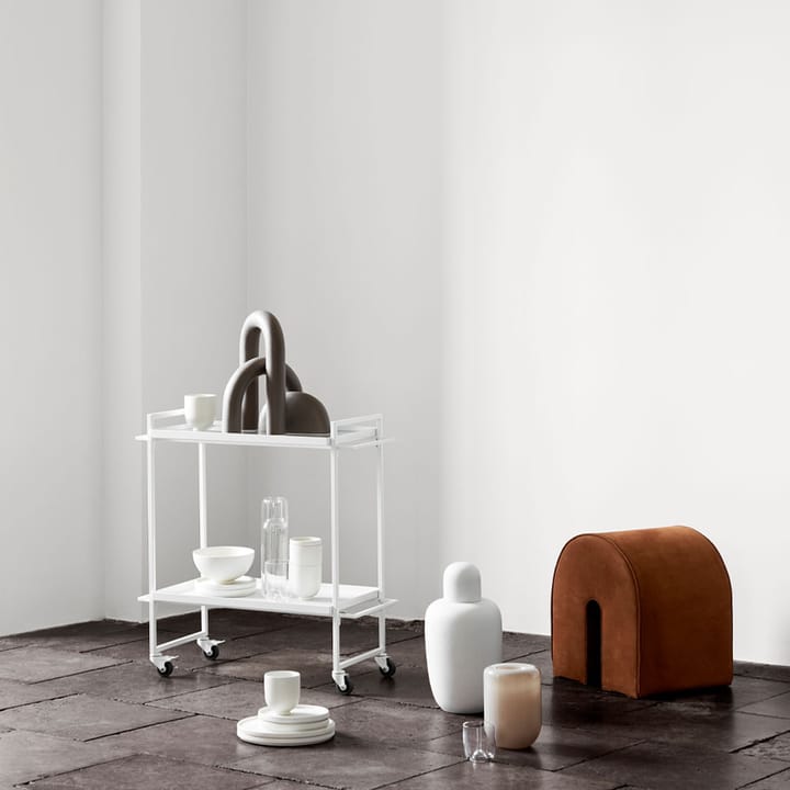 Curved sittepuff, Skinn black Kristina Dam Studio