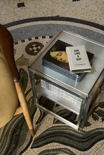 Sammenleggbart sidebord 40x40 cm - Børstet rustfritt stål - Kristina Dam Studio