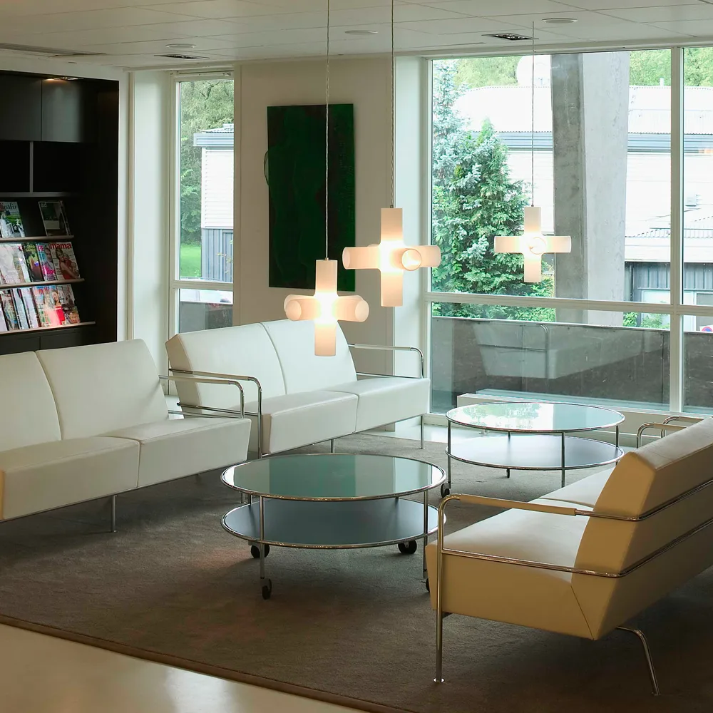 Chicago III sofabord, Svart laminat-krom Lammhults