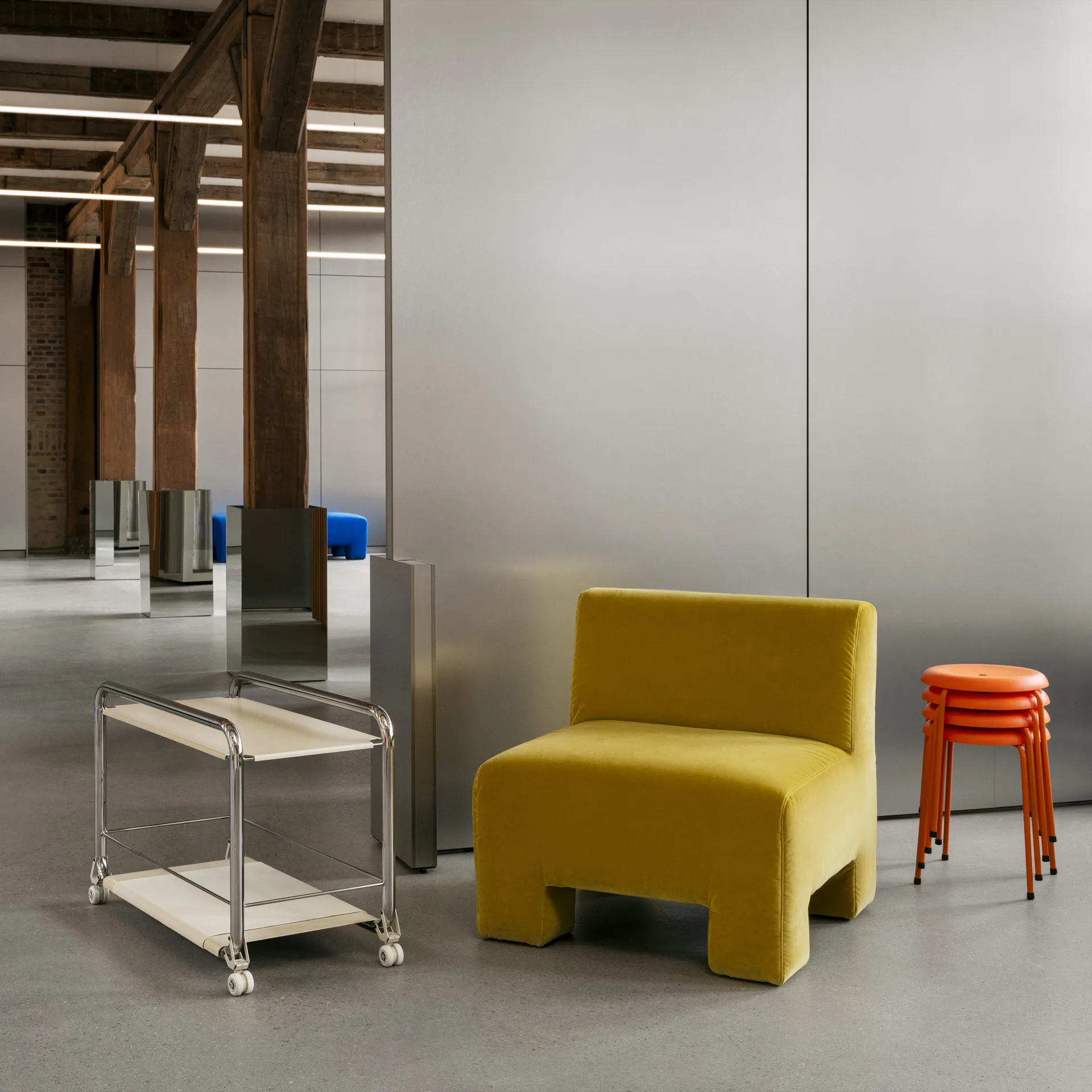 Tension trillebord, Krom-beige-beige lærmatte Lammhults