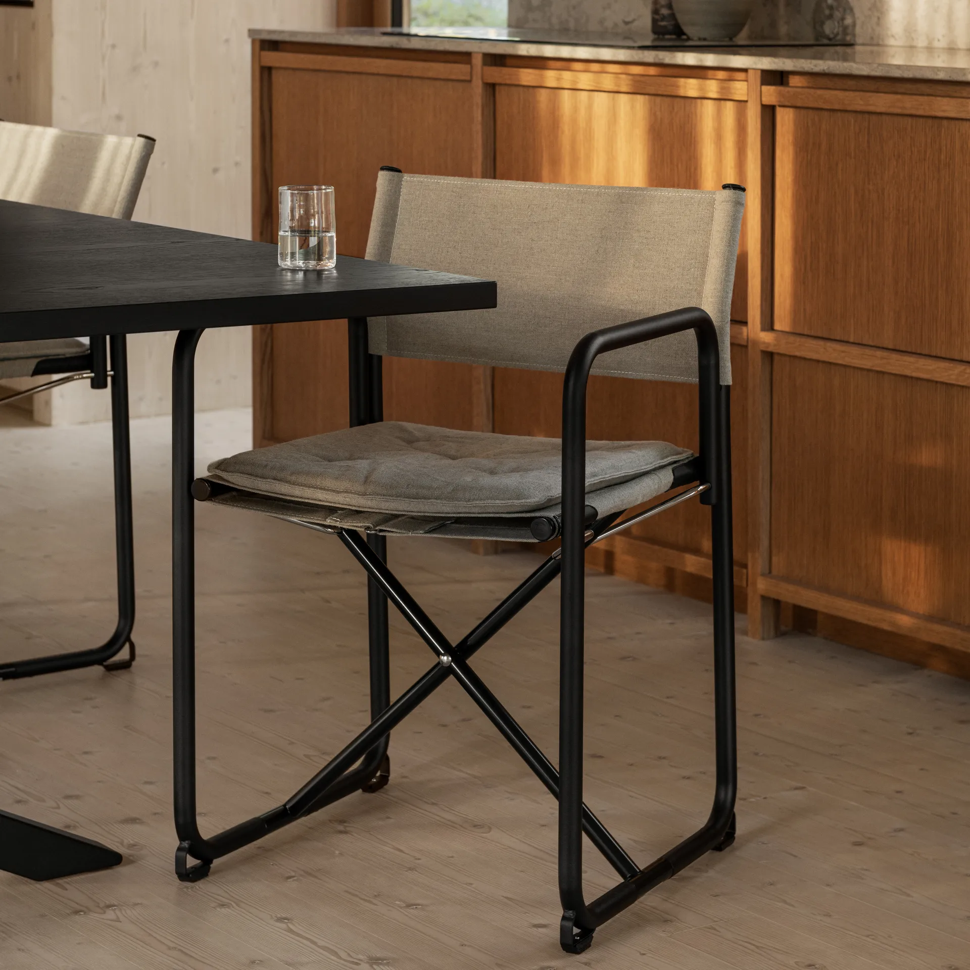 X75-2 armstol, Linvev natur-kromede ben Lammhults