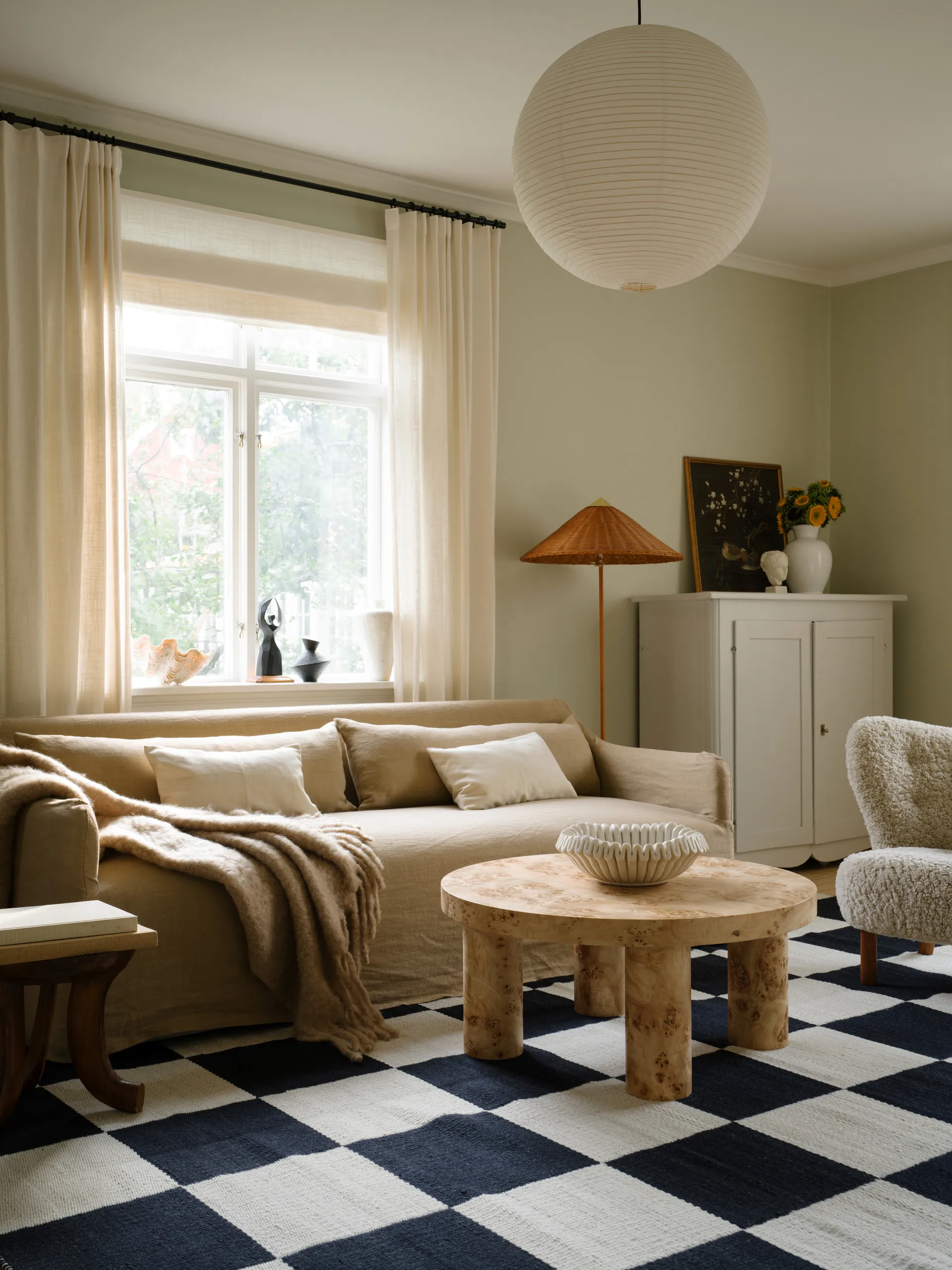 Chess ullteppe, Black and white, 200x300 cm Layered