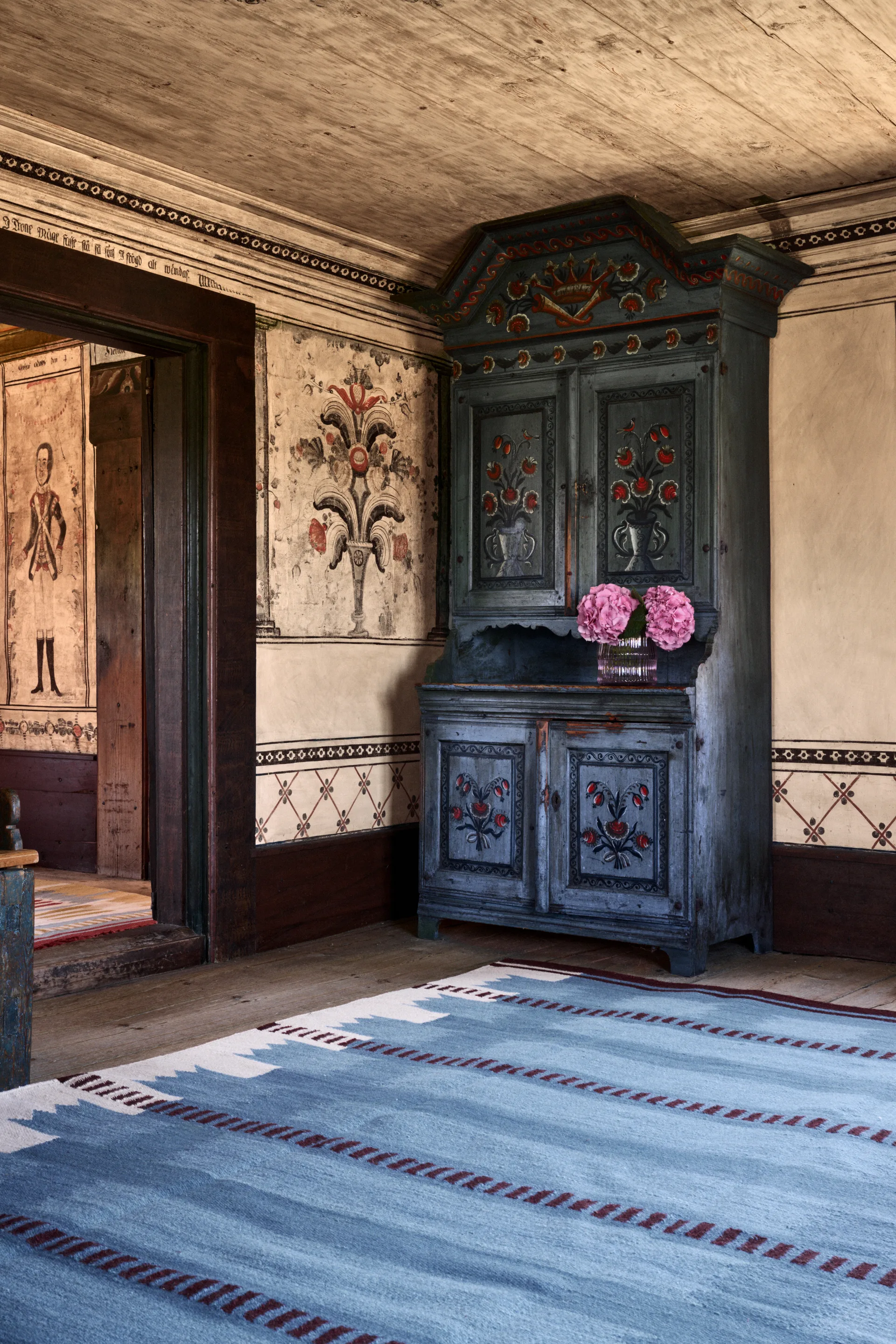 Röllakan Iris ullteppe, Petrol, 250x350 cm Layered