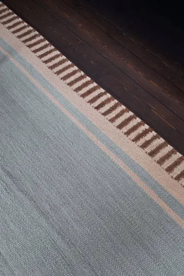 Röllakan Solid ullteppe - Sky blue, 180x270 cm - Layered