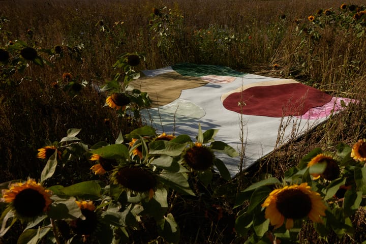 Sleeping Flower ullteppe, 250x350 cm Layered