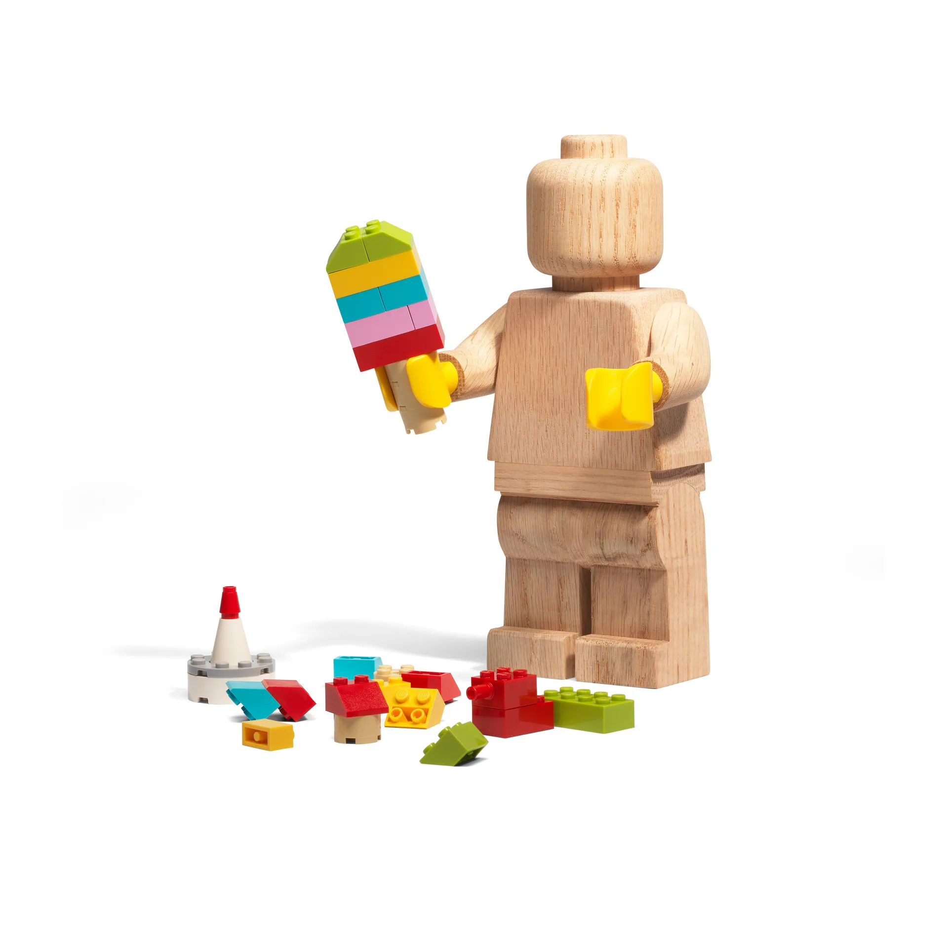 LEGO minifigur av tre, Såpet eik Lego