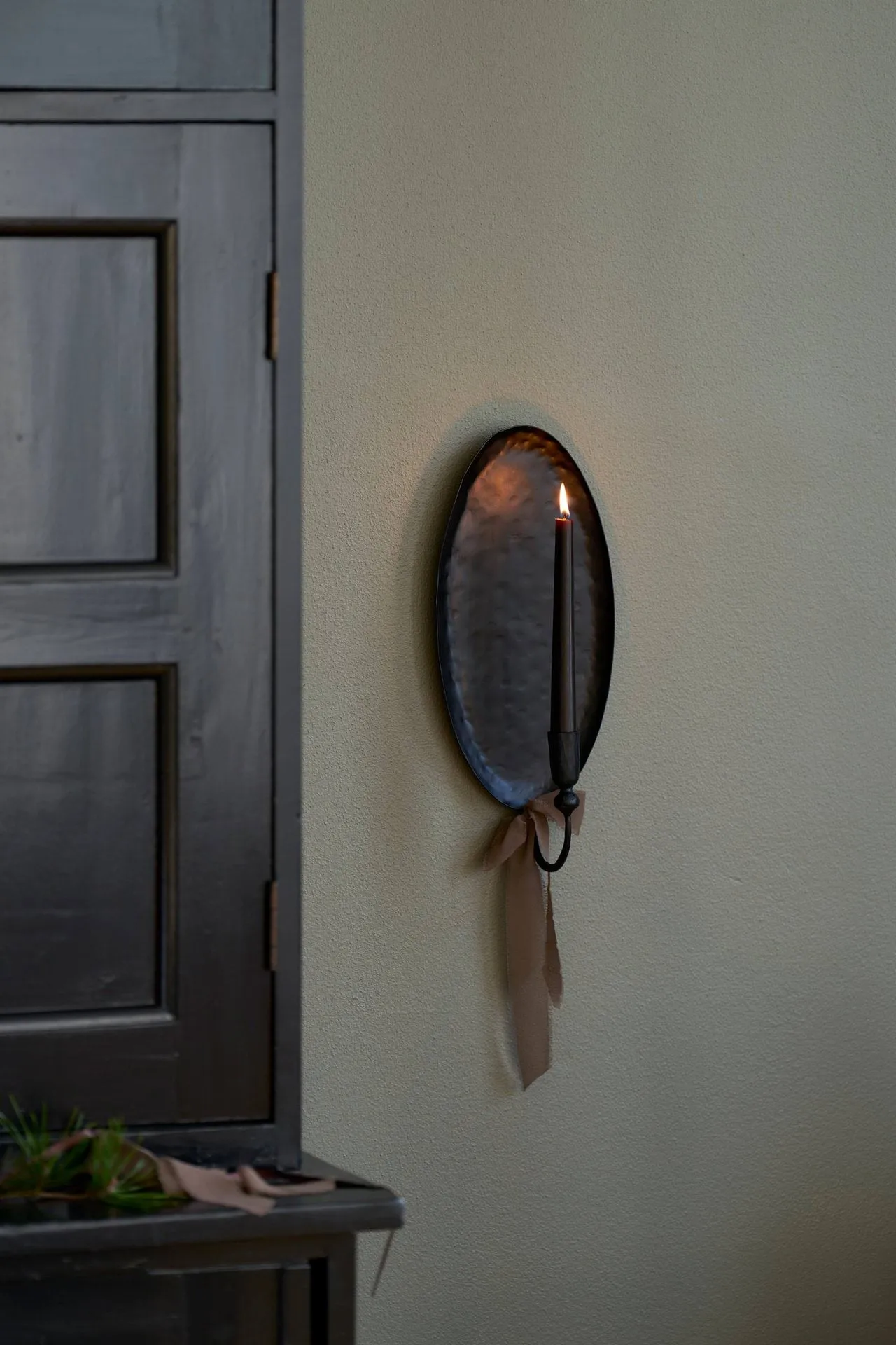 Inine vegglysestake, Svart, 17x40 cm Lene Bjerre