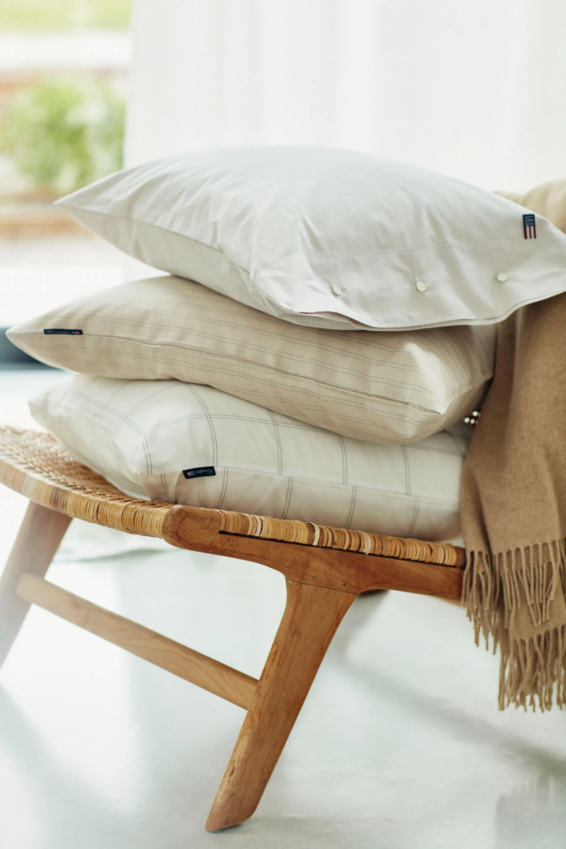 Checked putevar bomull-lyocell 50 x 60 cm, Off white-dark blue Lexington