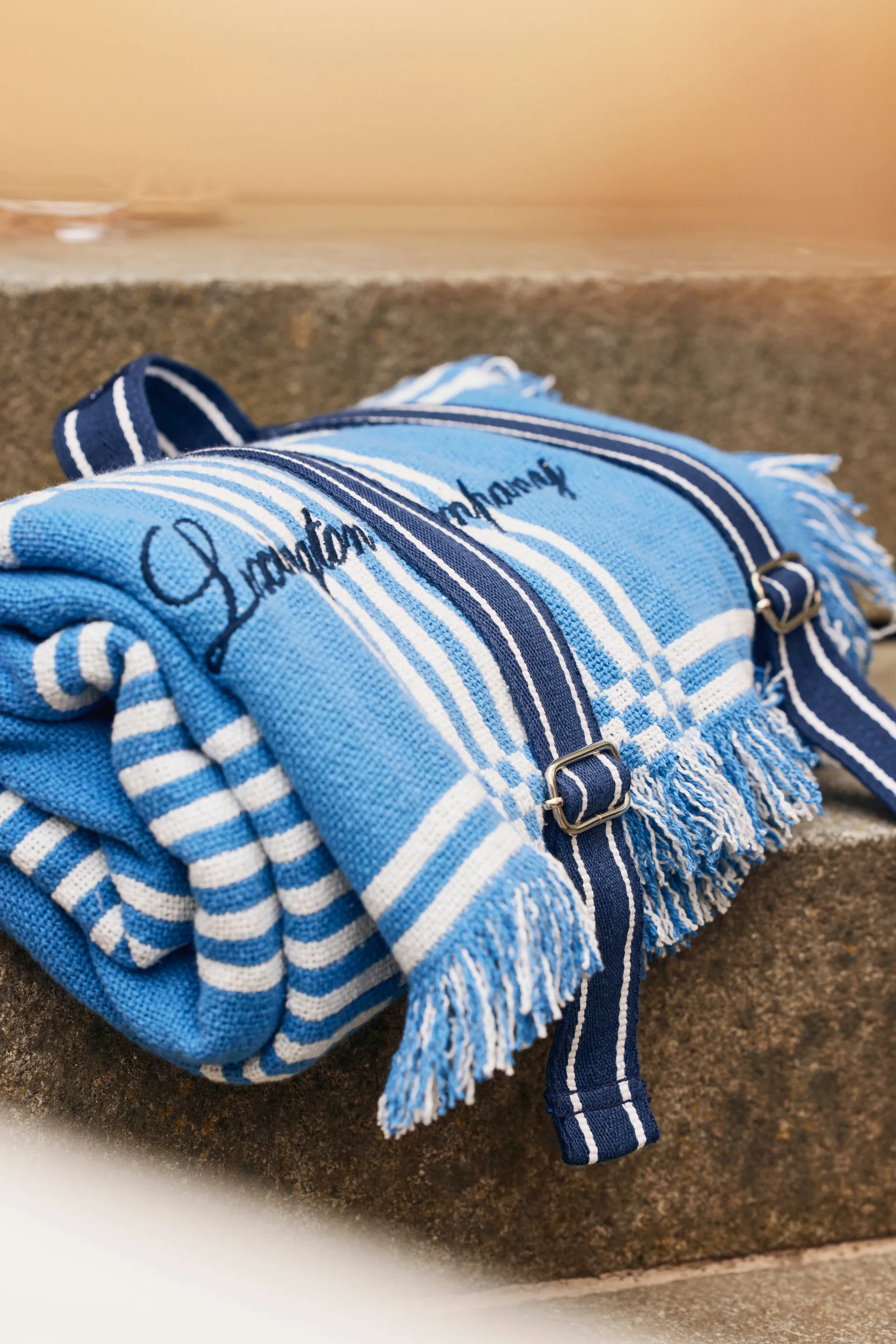 Checked Recycled Cotton piknikkteppe 150x150 cm, Blue Lexington