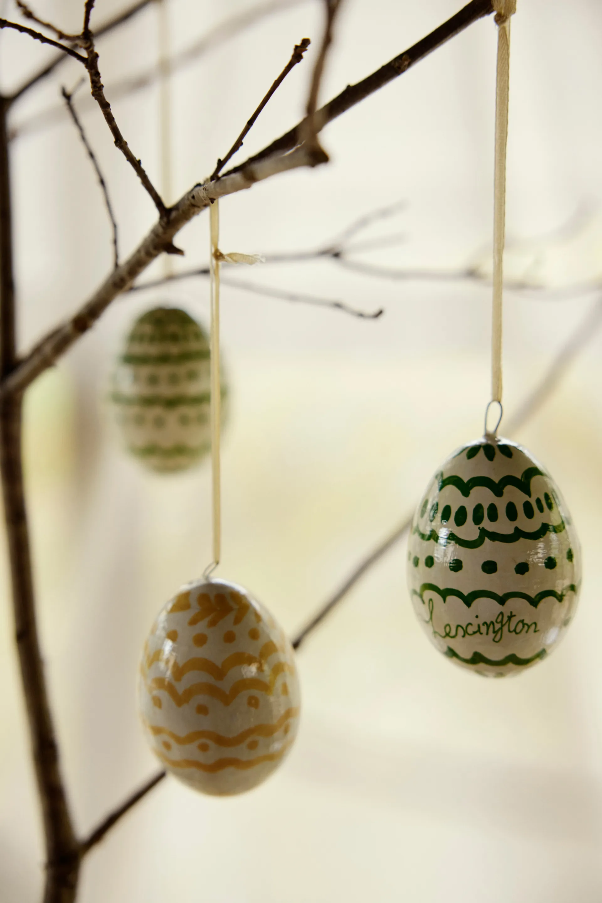 Easter Eggs in Papier Maché påskepynt 2-pk, Green-yellow Lexington