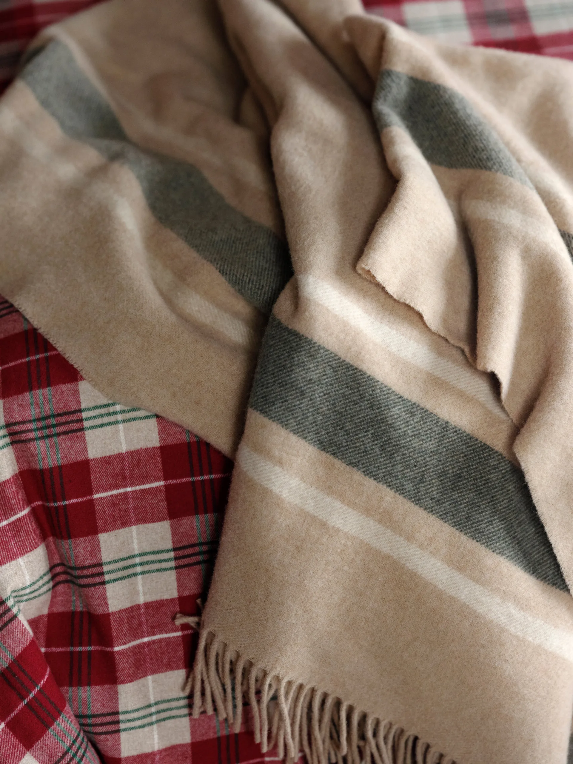 Frame Checked Recycled pledd 130x170 cm, Beige-grønn Lexington