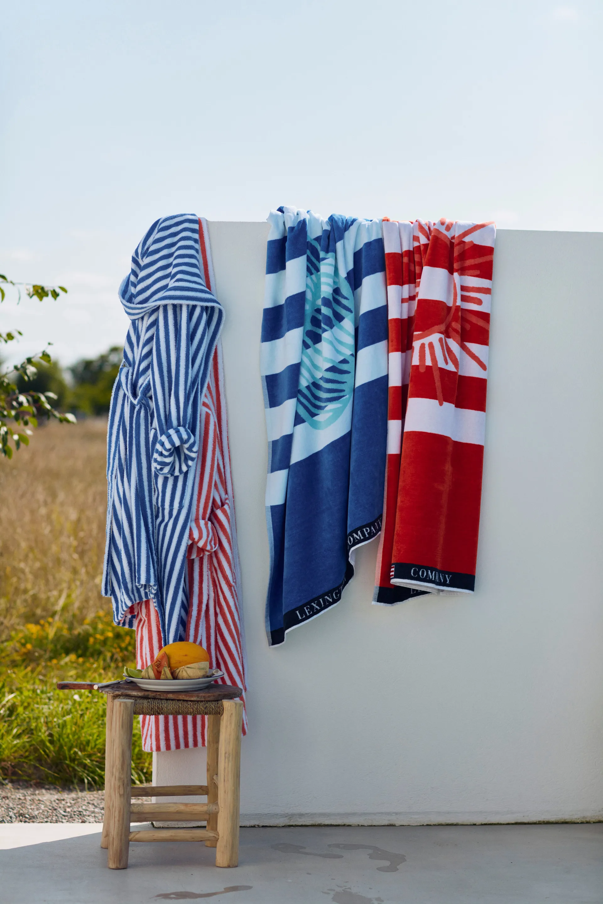 Graphic Cotton Velour badehåndkle 100 x 180 cm, Blue-white Lexington