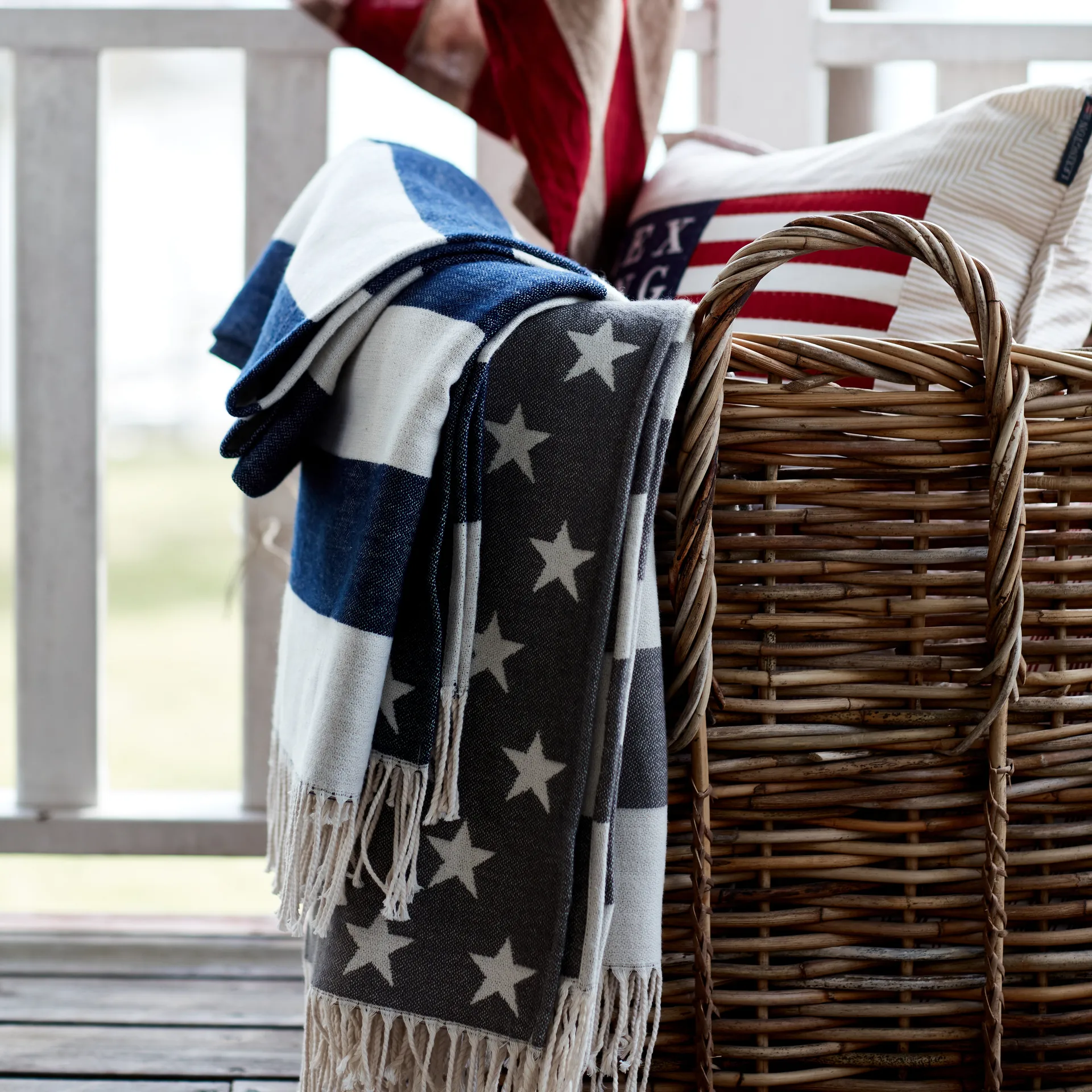 Icons Flag pledd 130x170 cm, White-navy Lexington