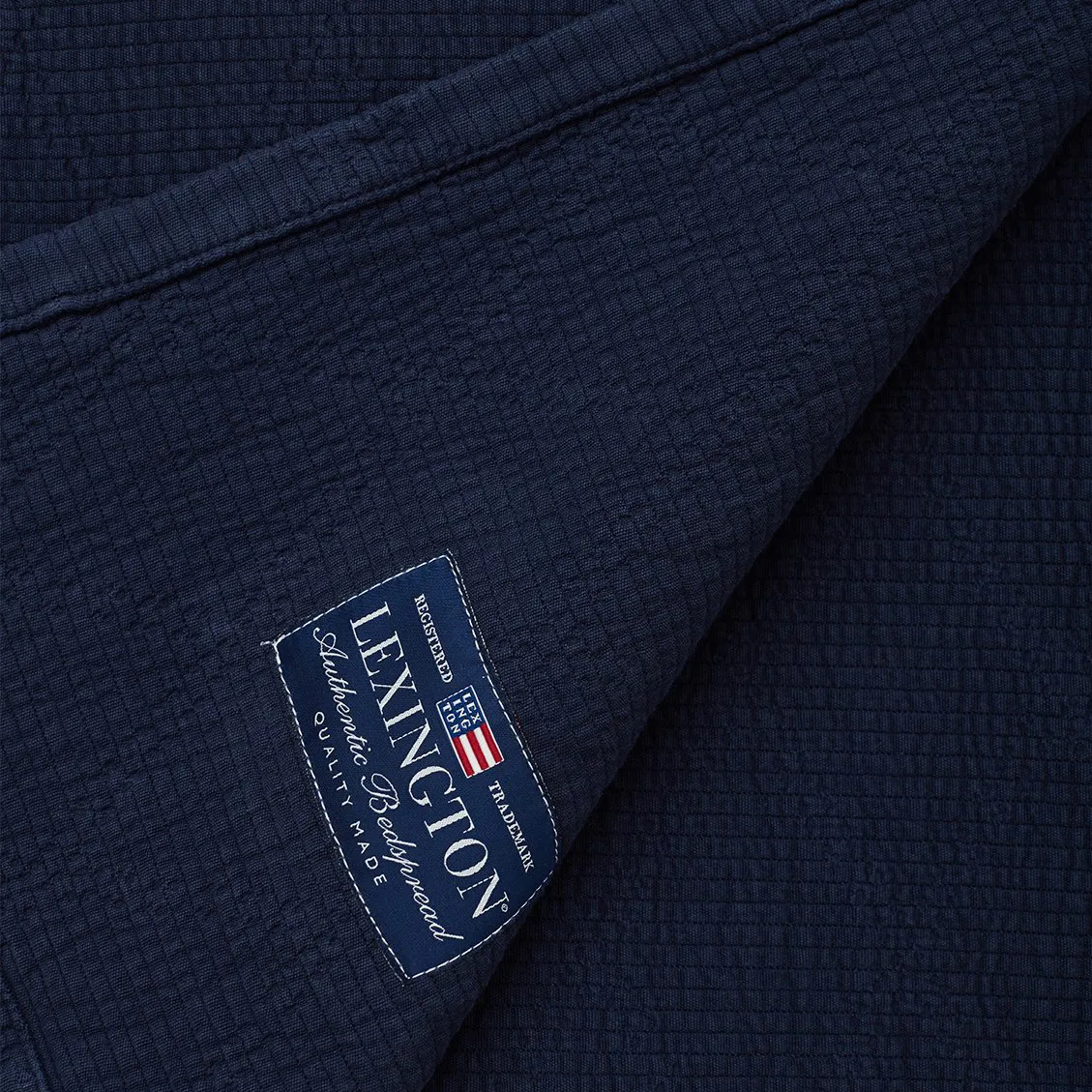 Icons Quilted sengeteppe 160 x 240, Dark blue Lexington