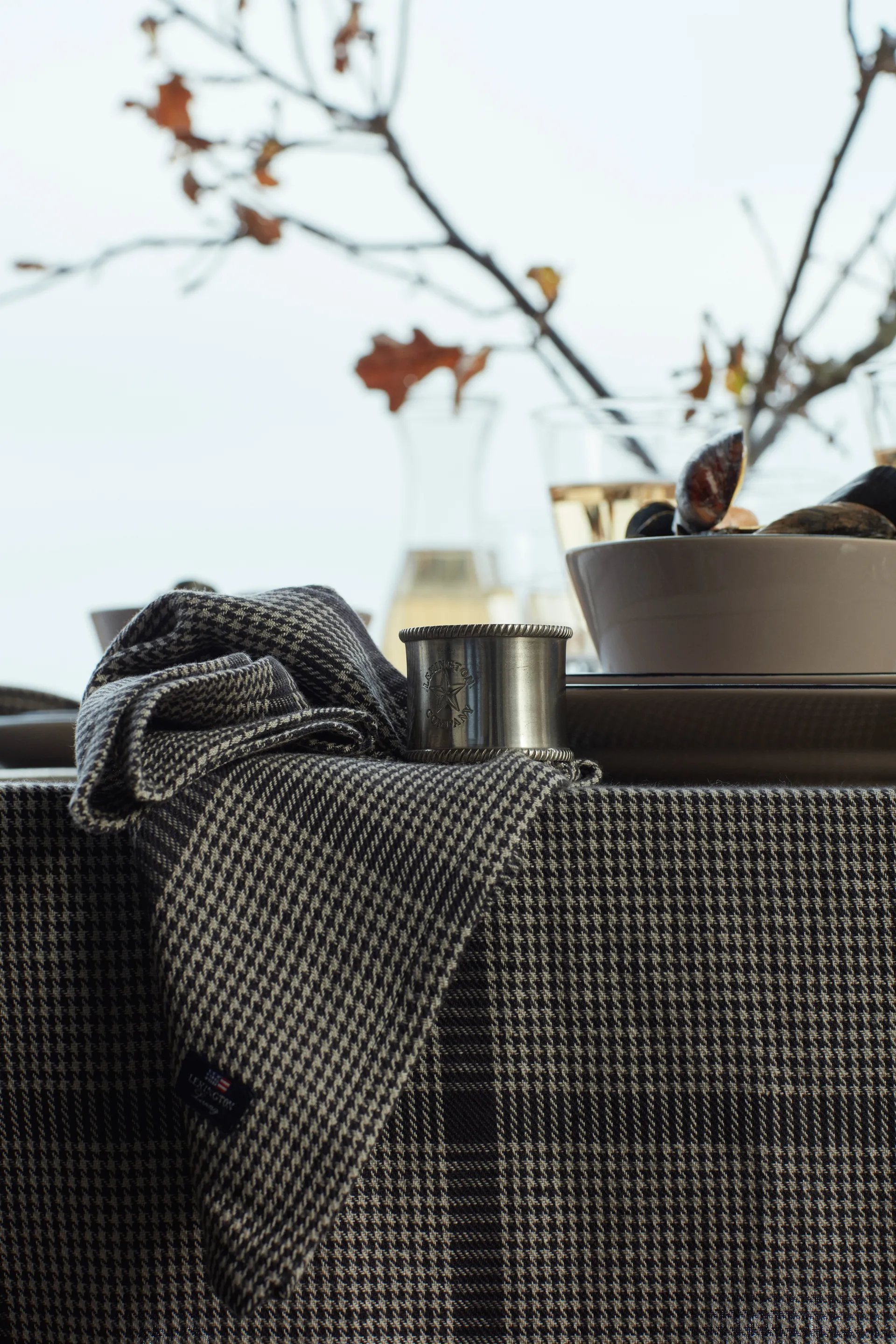 Pepita Check Cotton Linen bordsduk 150x250 cm, Dark gray-beige Lexington