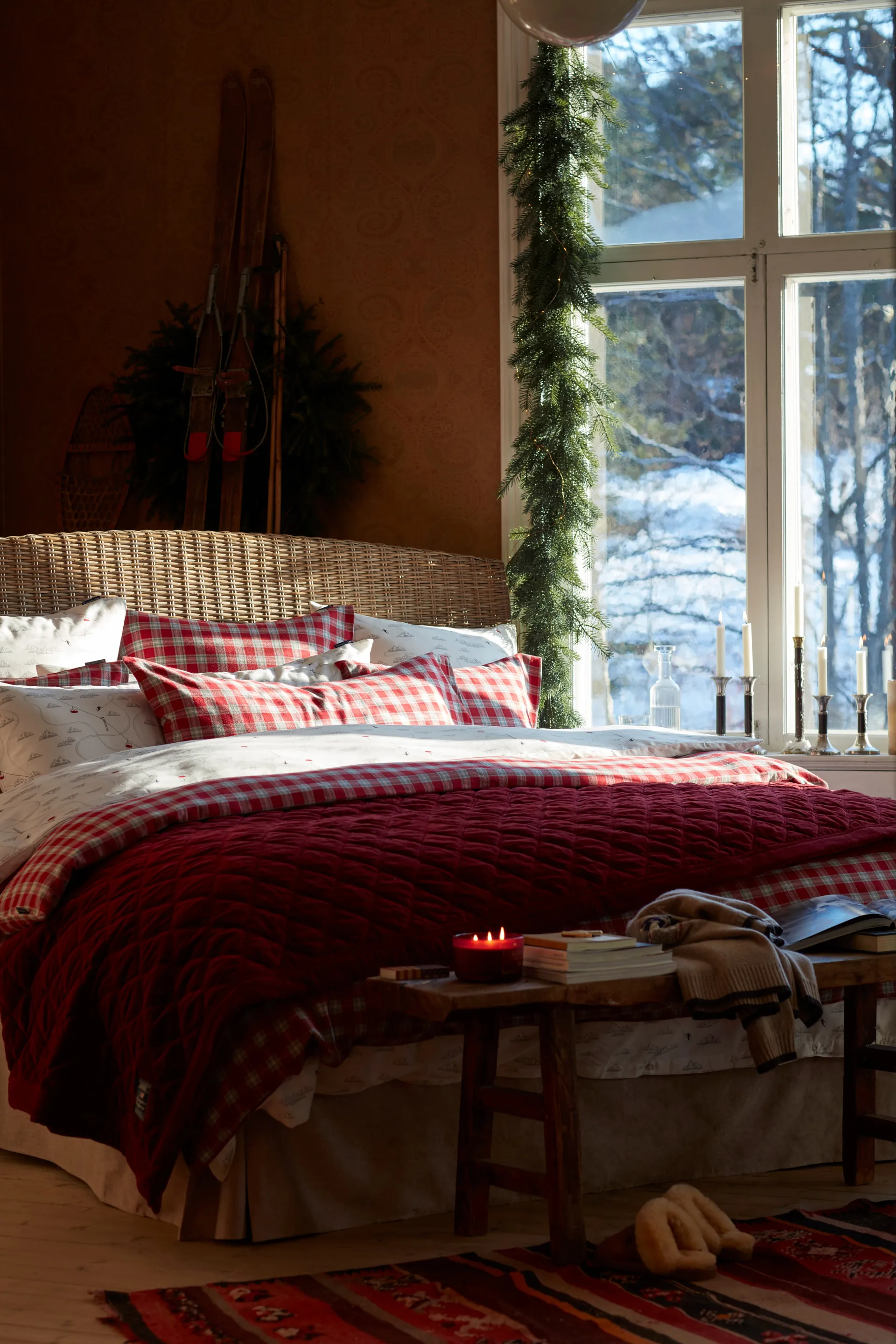 Quilted Organic Cotton Velvet sengeteppe 240 x 260 cm, Red Lexington