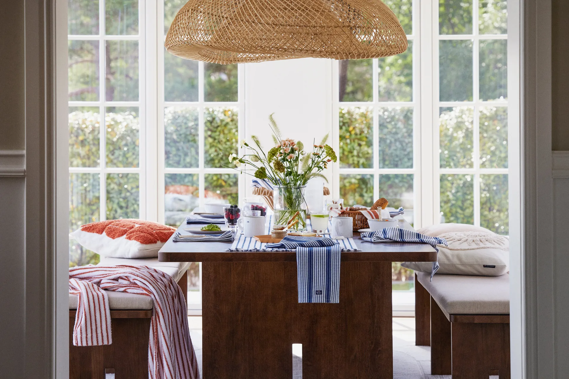 Rug Graphic Cotton Canvas putevar 50x50 cm, White Lexington