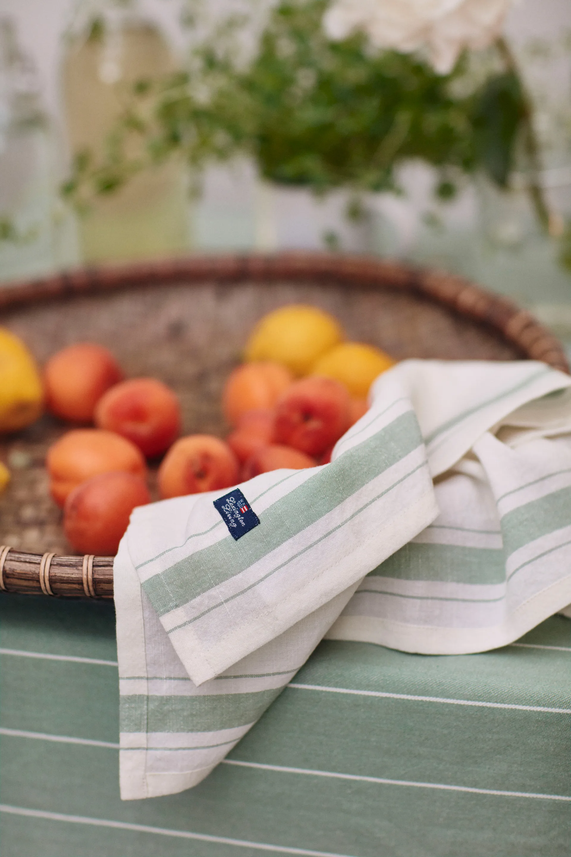 Side striped organic cotton serviett 50 x 50 cm, White-green Lexington
