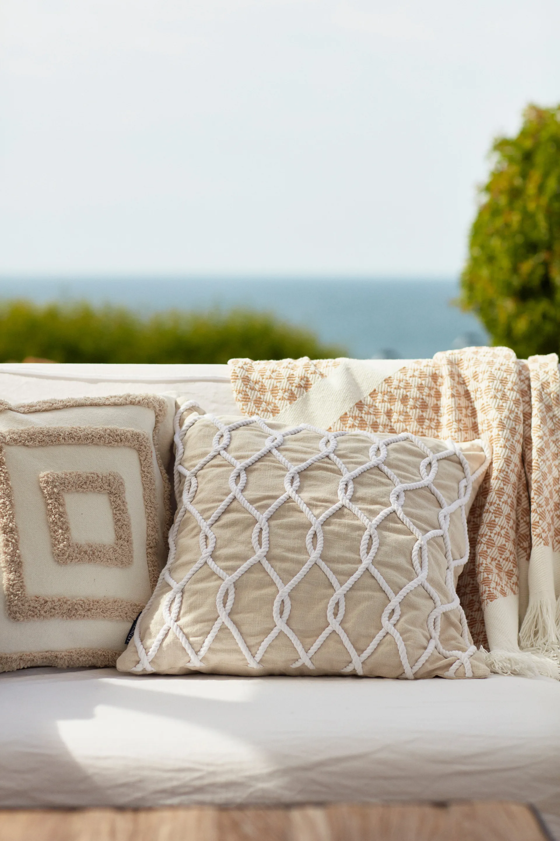 Striped Structured Recycled bomullspledd 130 x 170 cm
, Beige-hvit Lexington