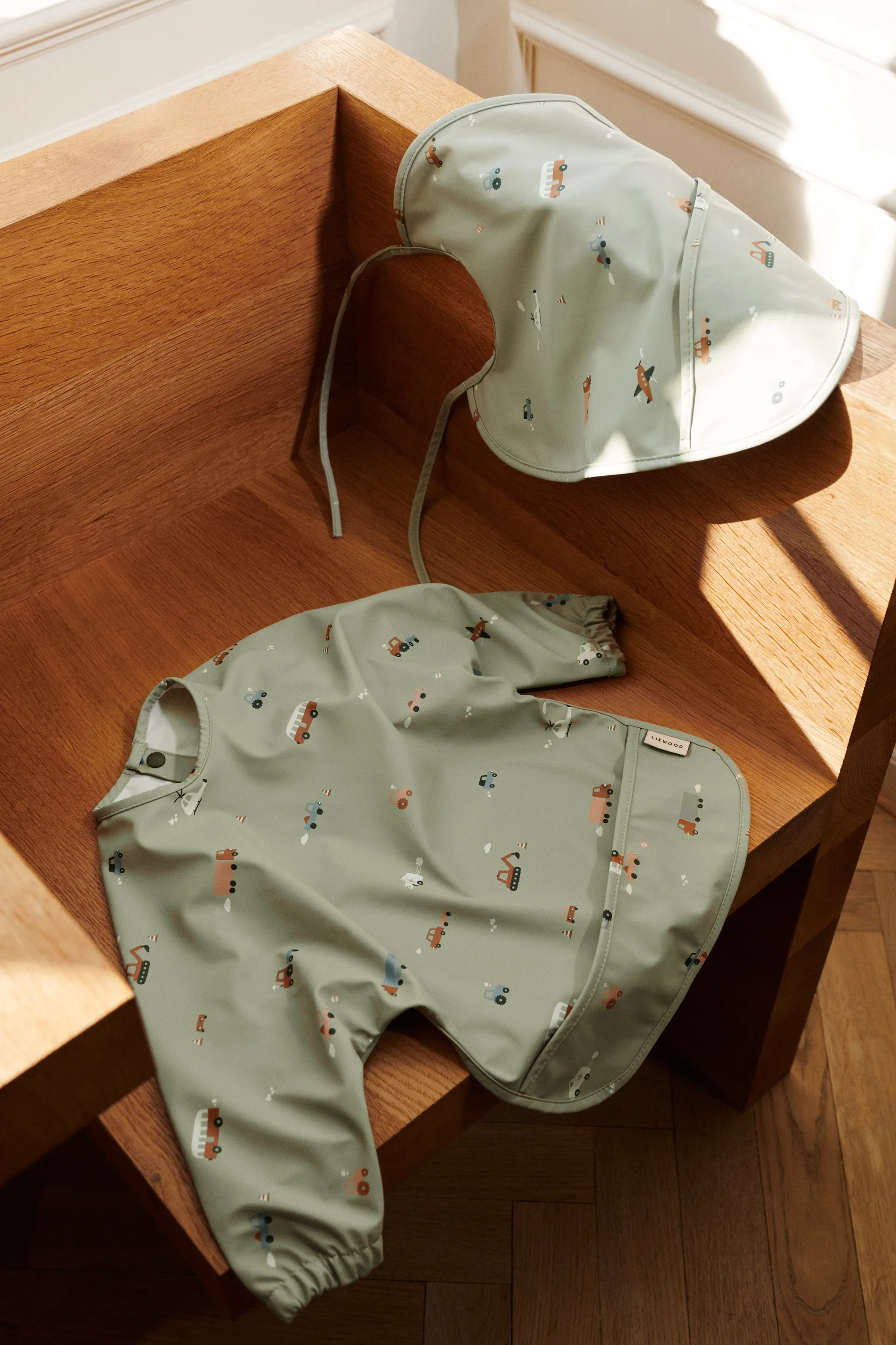 Merle smekke med erme, Vehicles-dove blue mix Liewood