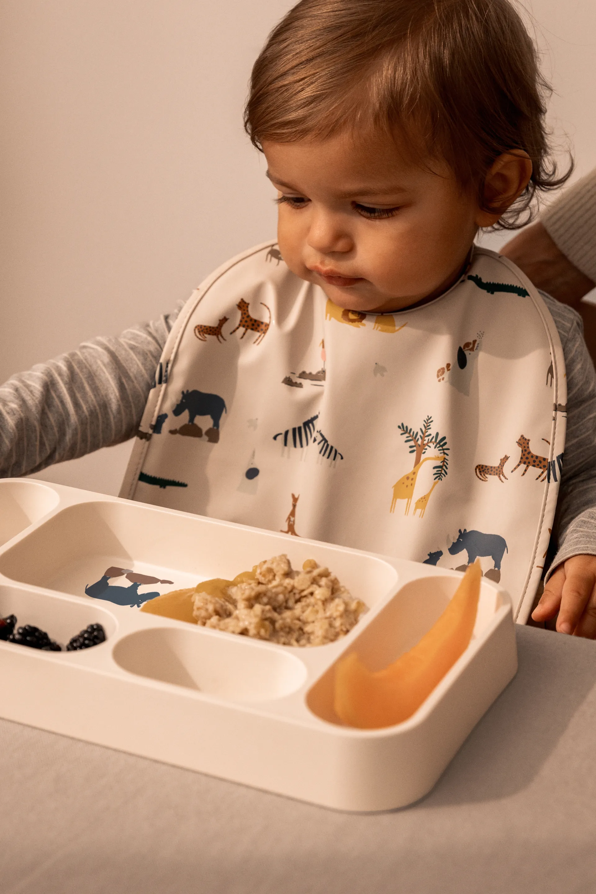 Mosu tallerken med 6 rom 17x30 cm, All together-Sandy Liewood