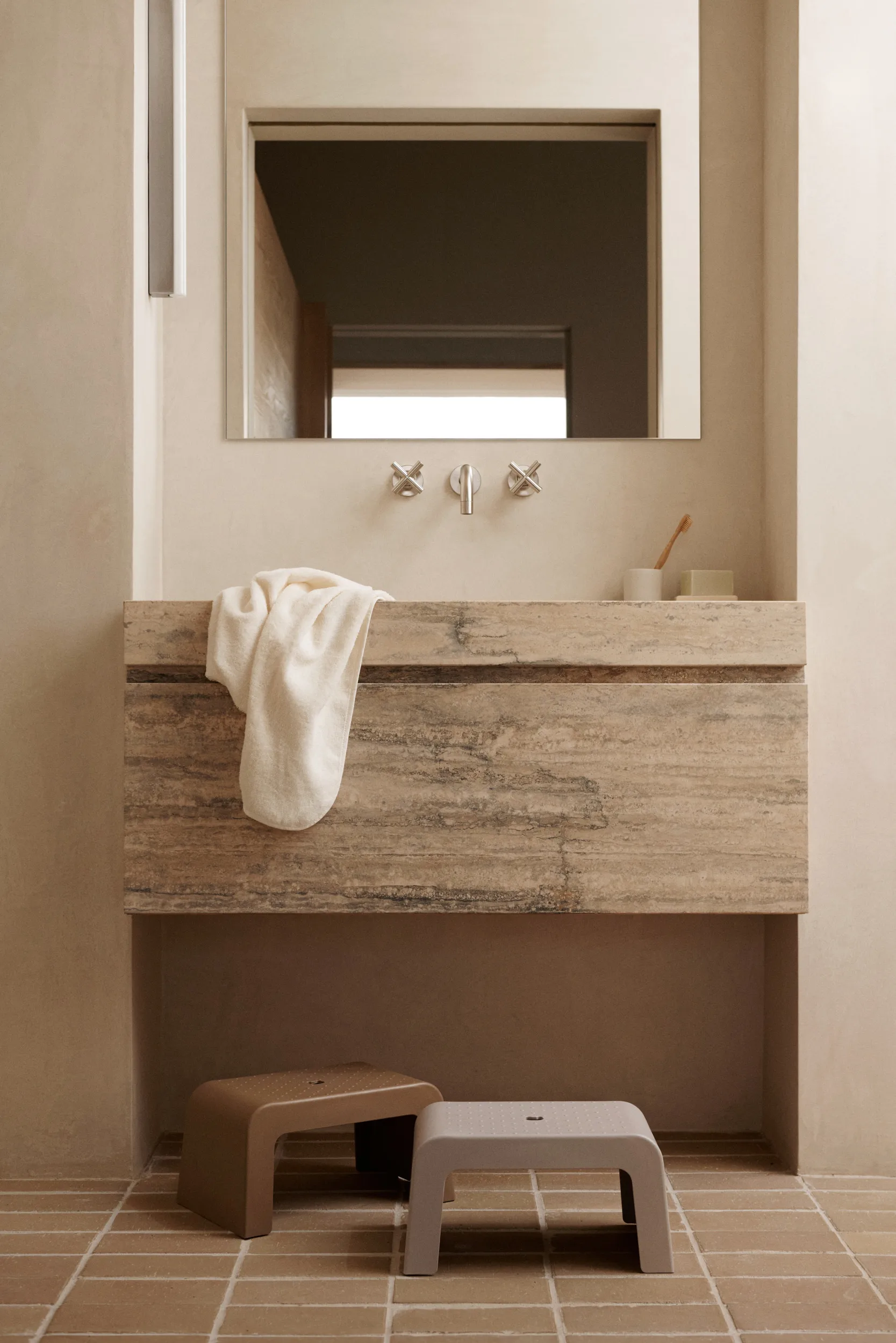 Ulla krakk, Oat Liewood