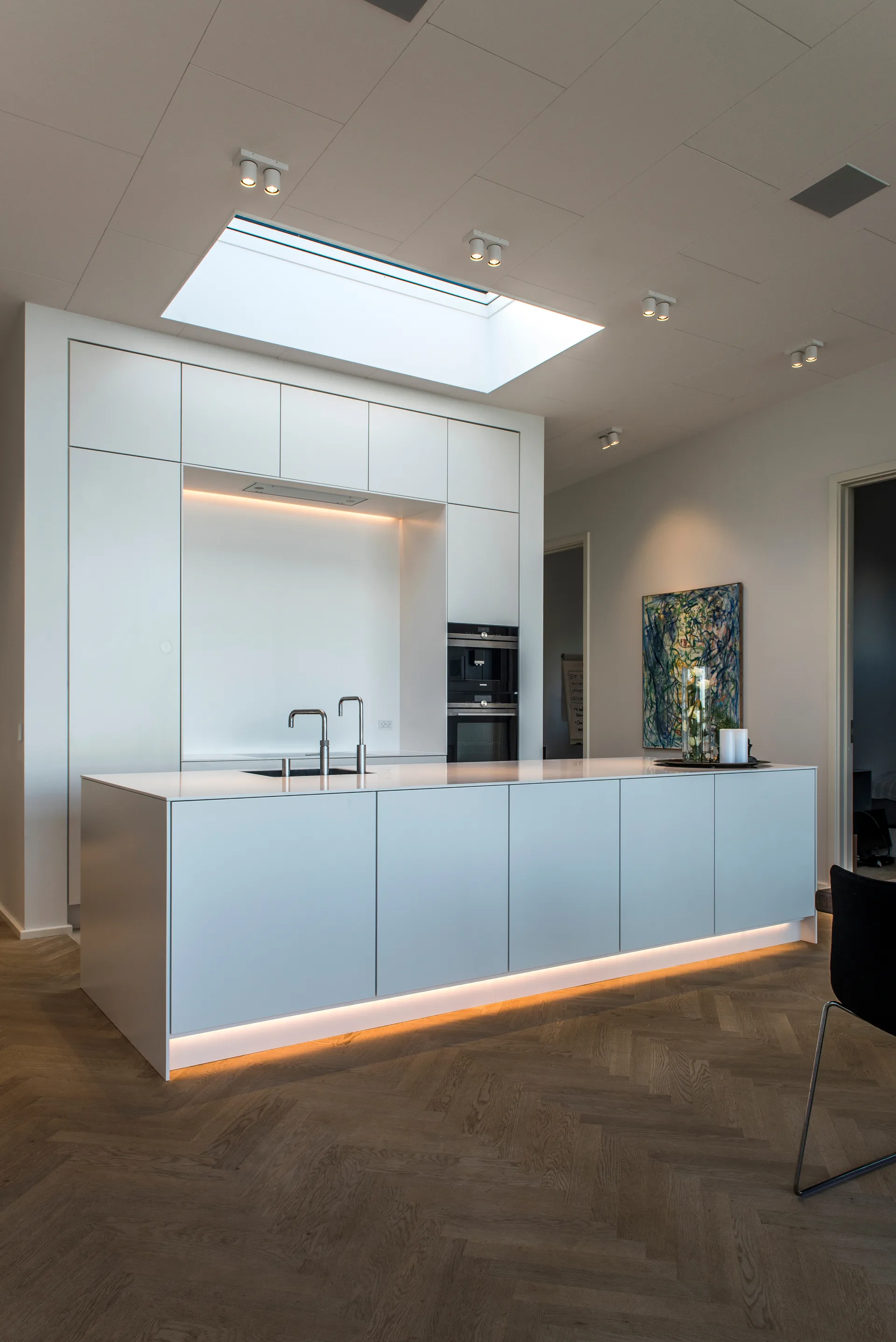 Focus 2 vegg- og taklampe switch tune, White Light-Point